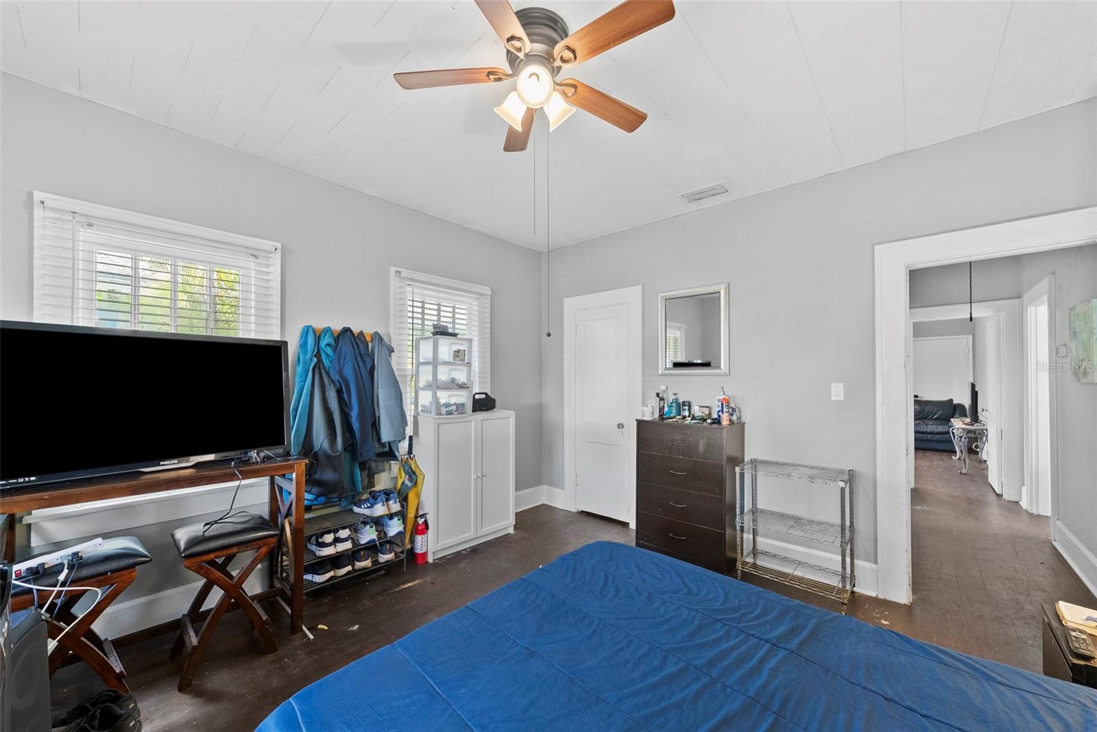 Image 16 of 37 For 1021 26th Street N