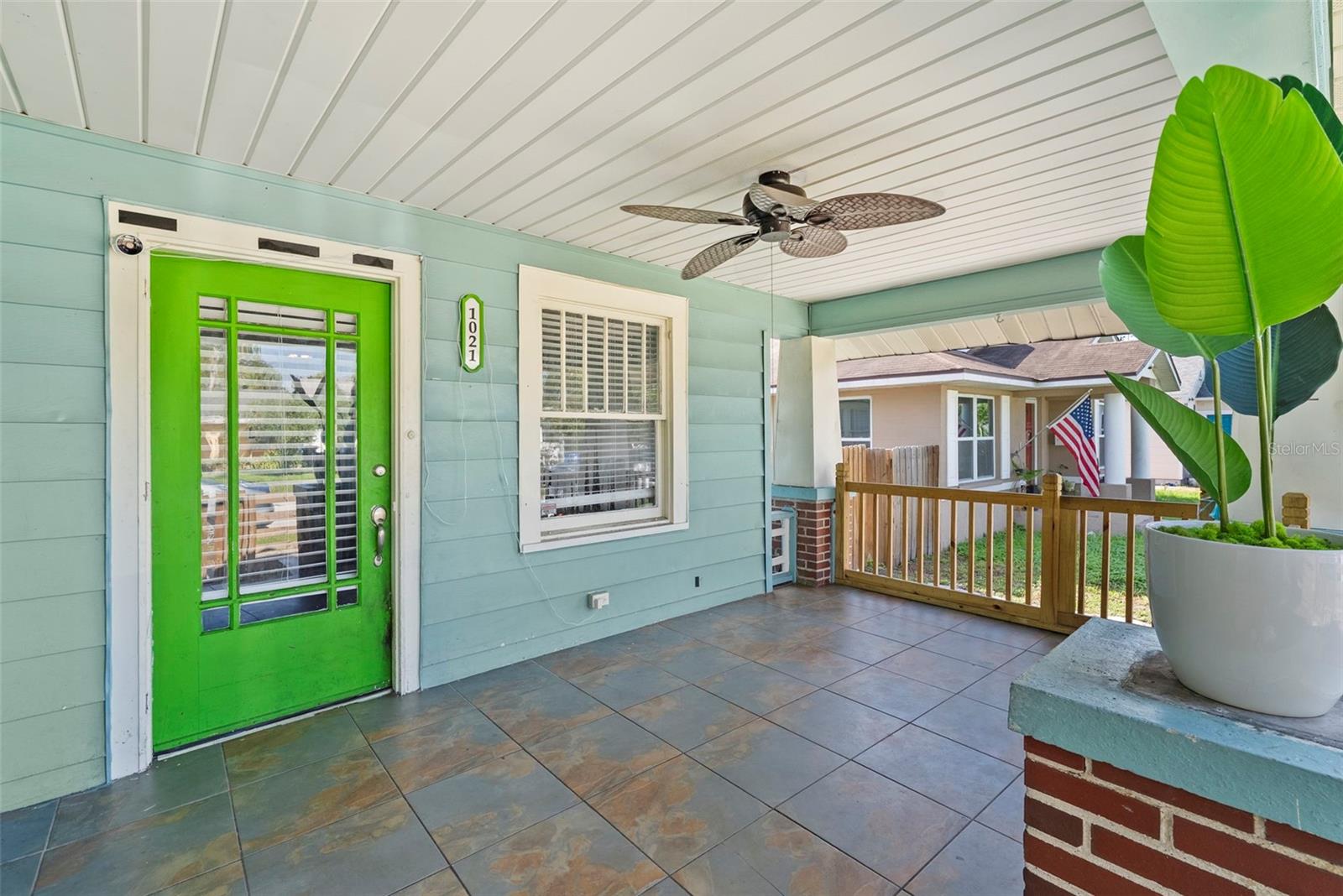 Image 4 of 37 For 1021 26th Street N