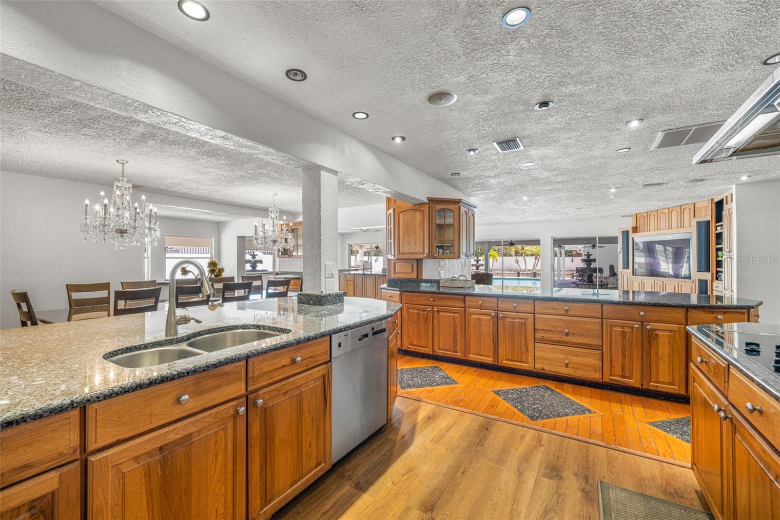Image 11 of 54 For 291 2nd Street W
