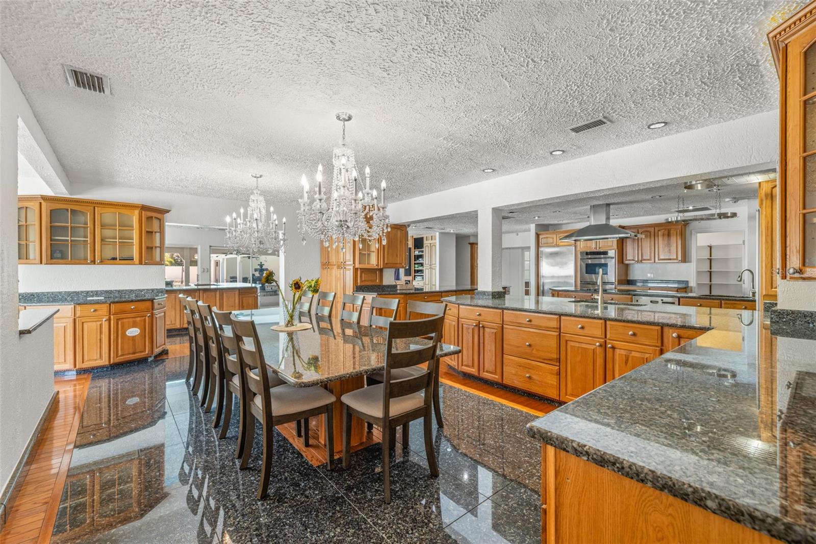 Image 14 of 54 For 291 2nd Street W
