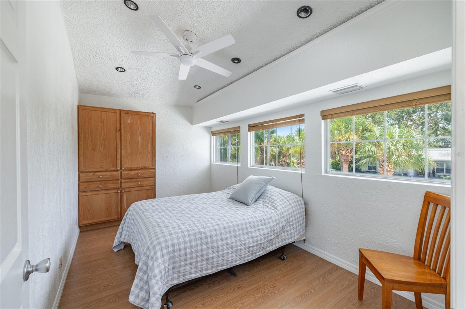 Image 33 of 54 For 291 2nd Street W