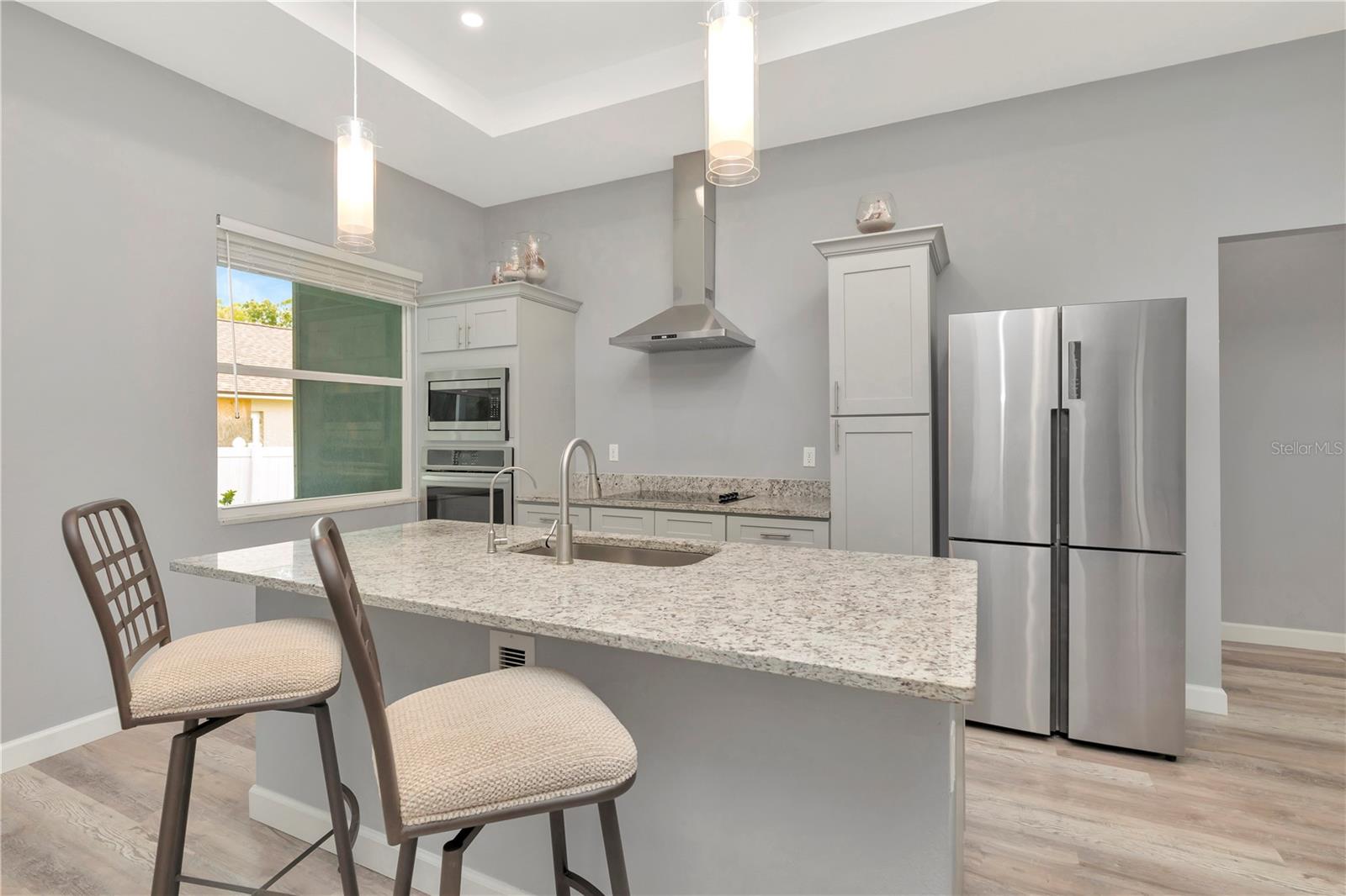 Image 11 of 29 For 12524 Cross Street