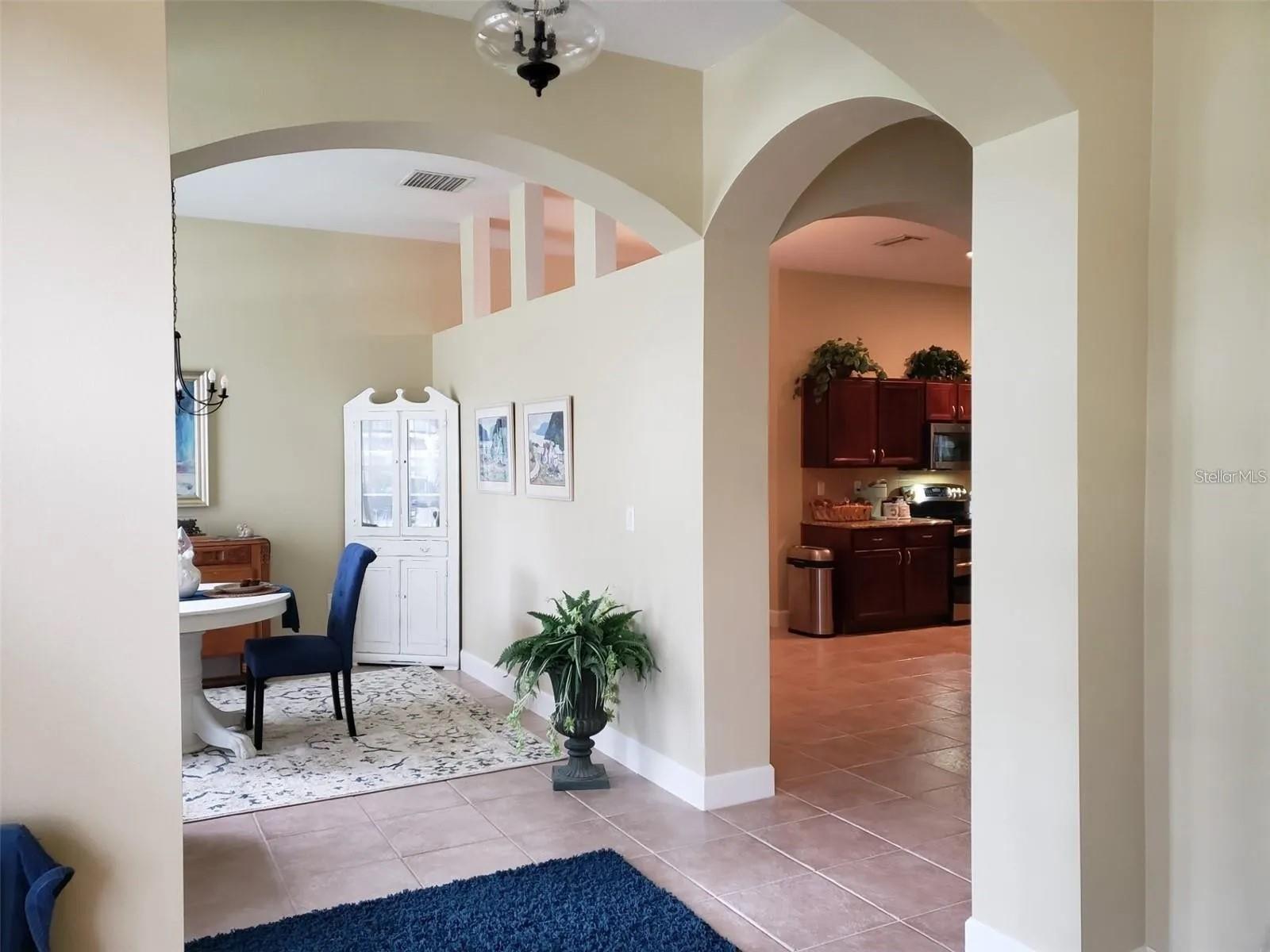 Image 4 of 36 For 13386 Blythewood Drive