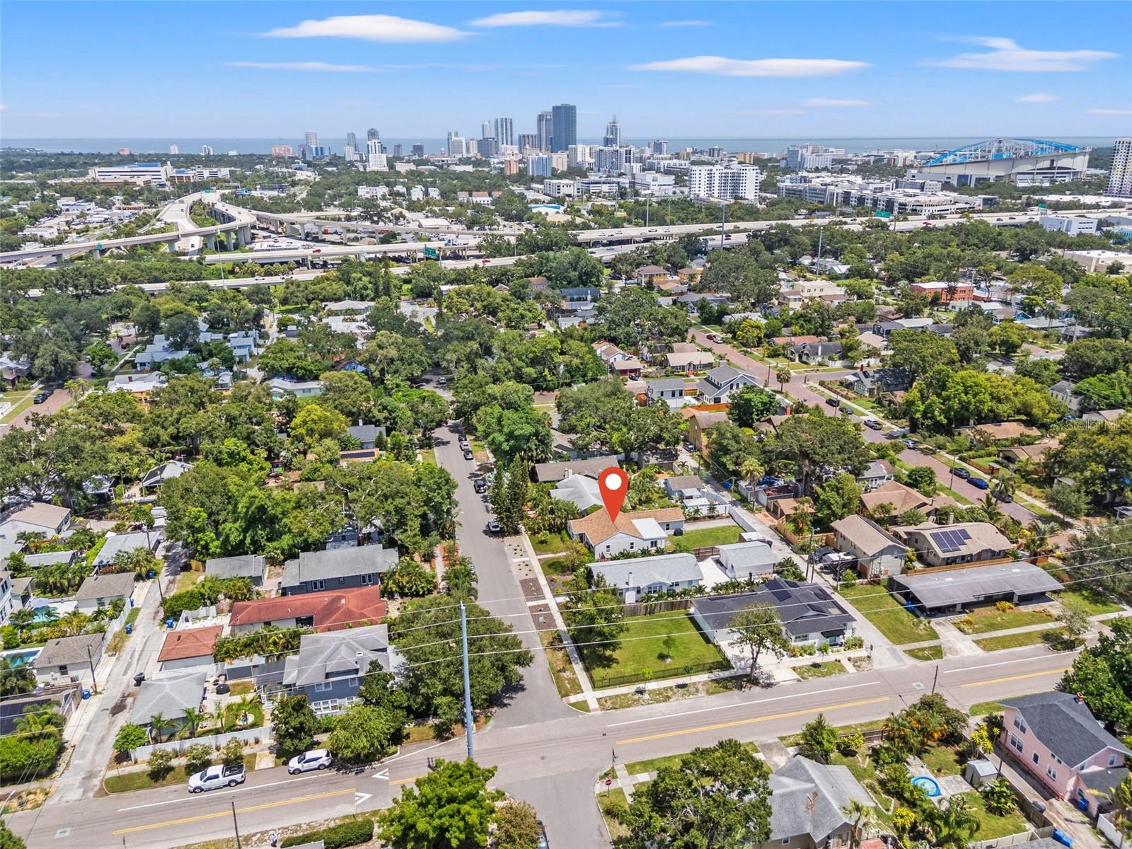 Listing photo id 30 for 2140 4th Avenue N
