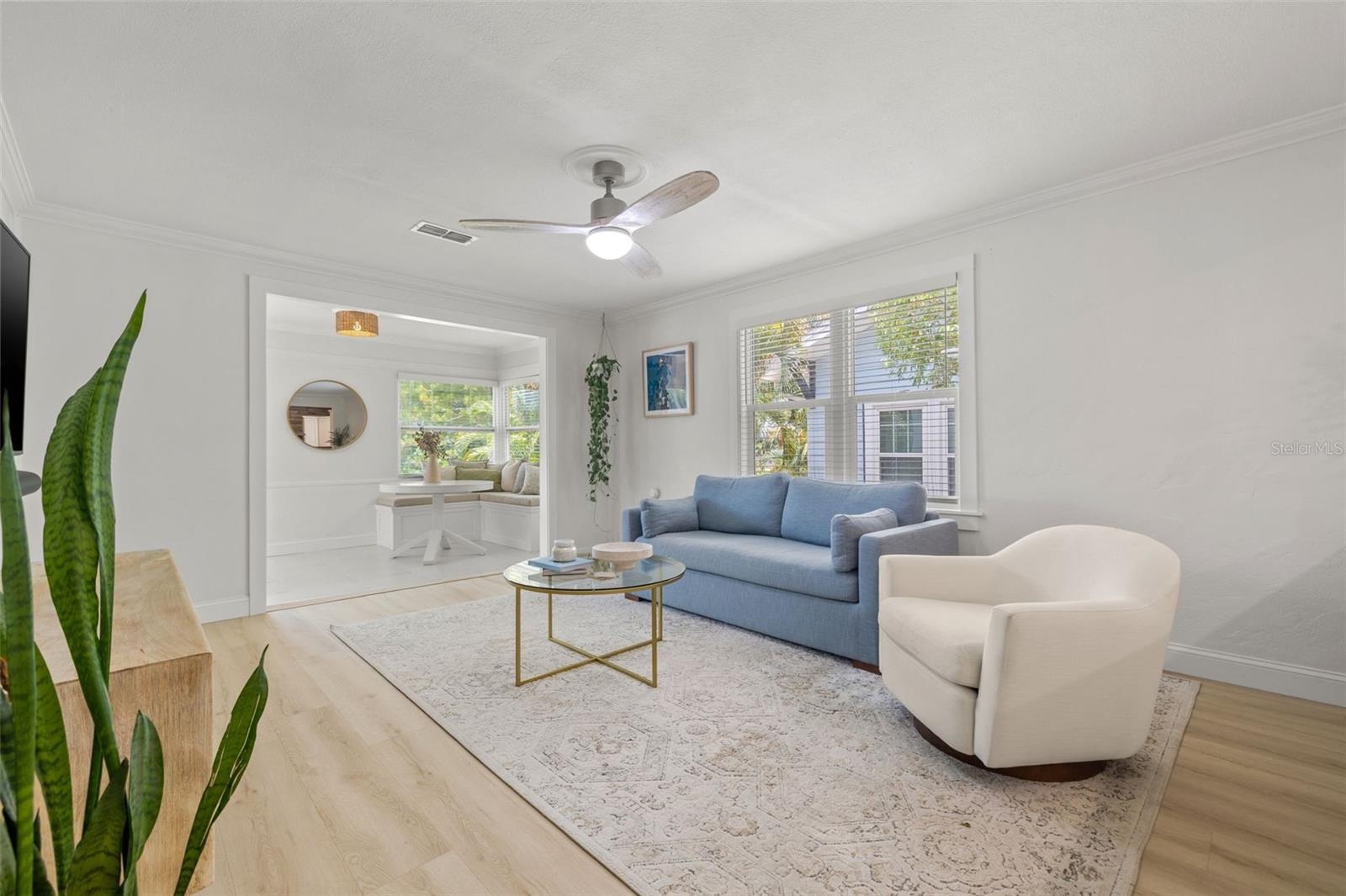 Listing photo id 7 for 2140 4th Avenue N