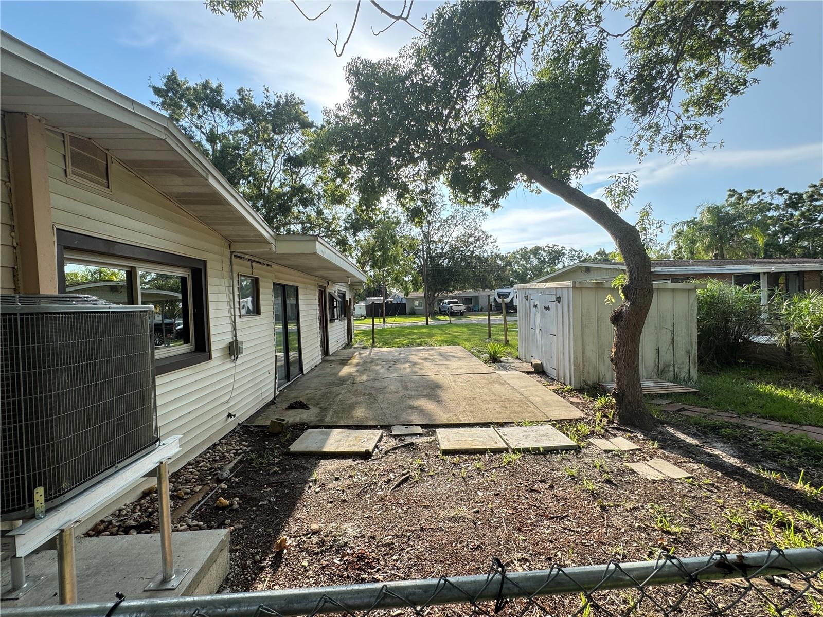 Image 19 of 20 For 427 Country Club Drive