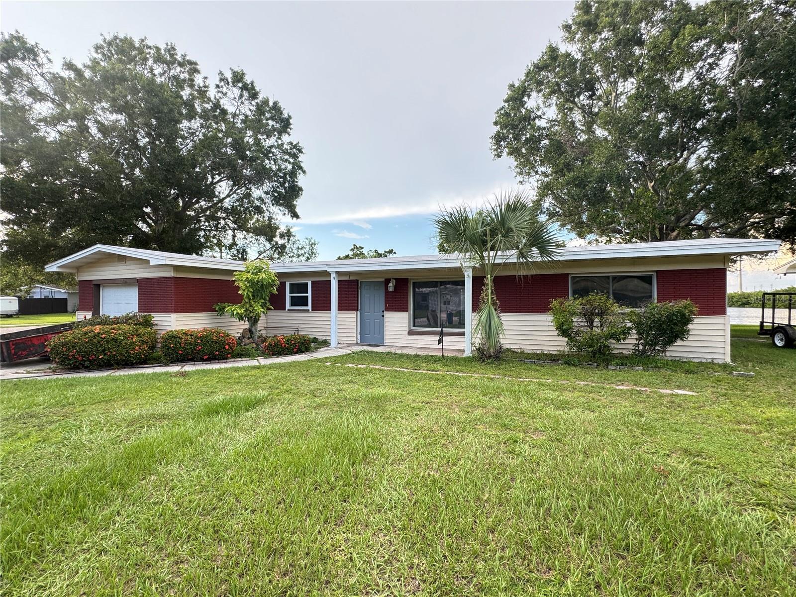 Image 20 of 20 For 427 Country Club Drive