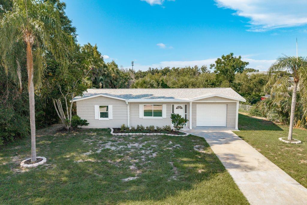 Image 34 of 46 For 106 Avery Avenue