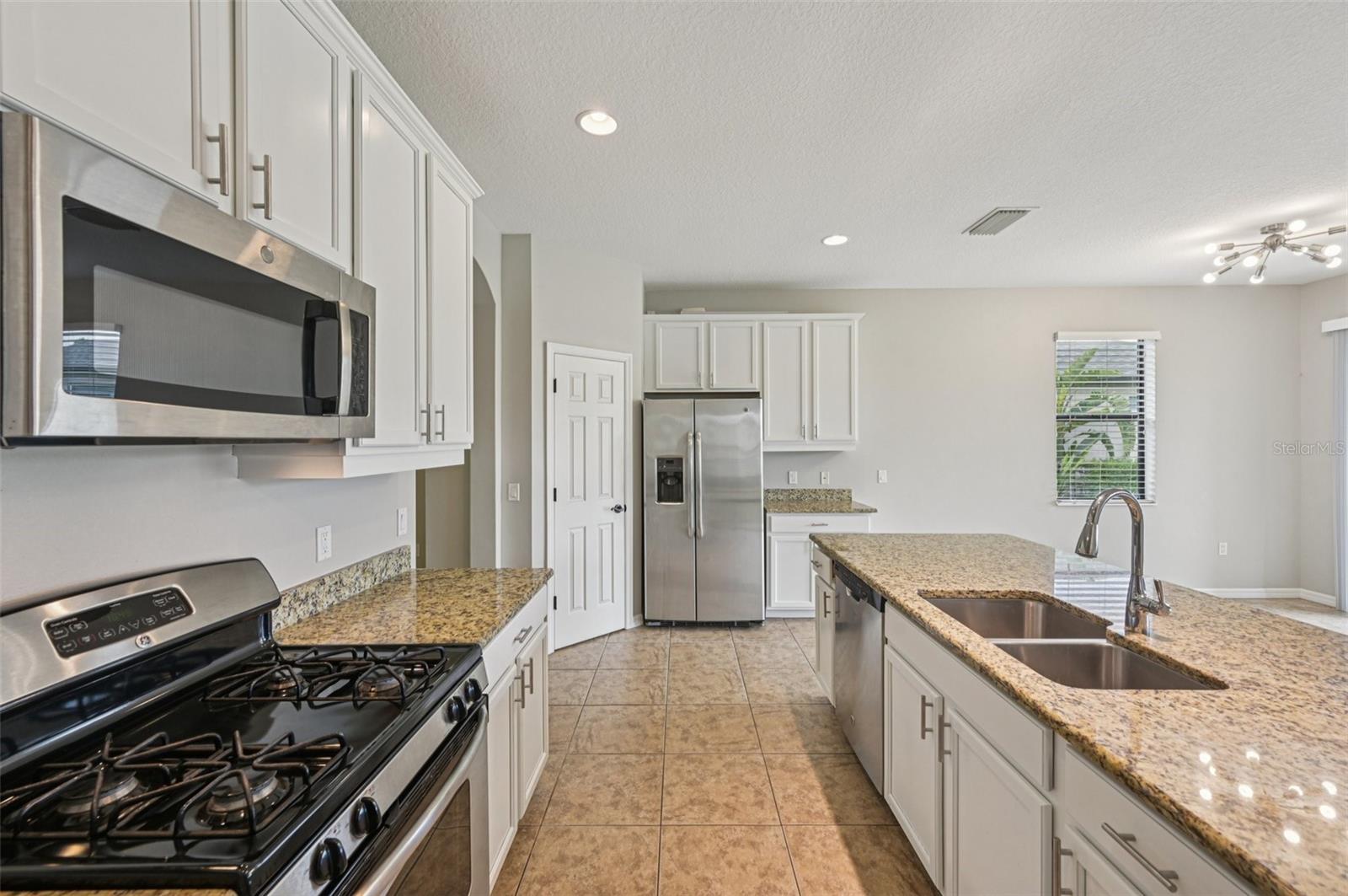 Image 10 of 28 For 15679 Lemon Fish Drive