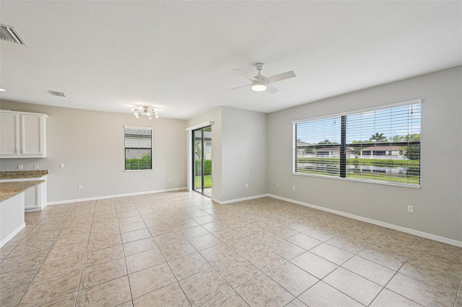 Image 3 of 28 For 15679 Lemon Fish Drive