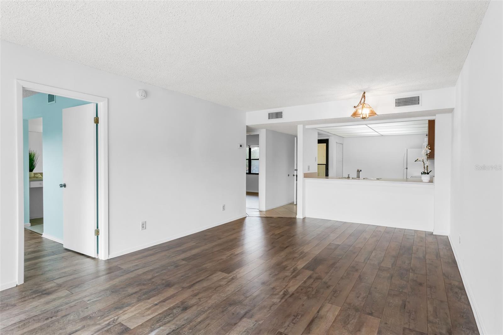 Image 12 of 44 For 14130 Rosemary Lane 4304
