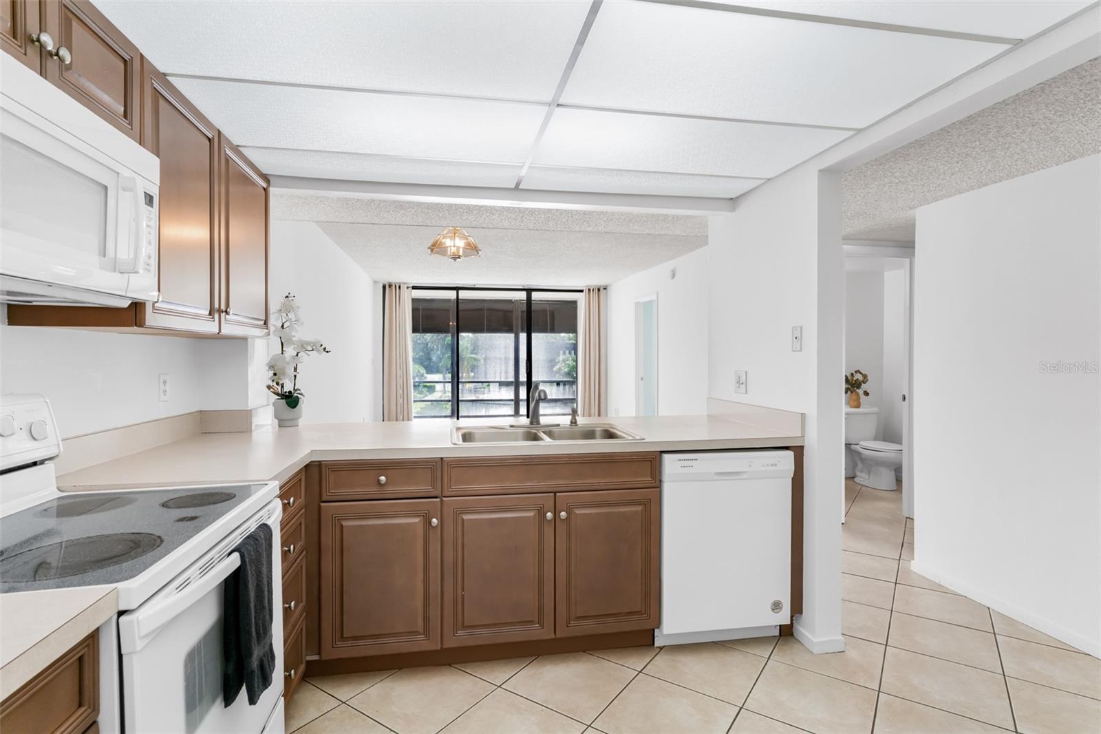 Image 7 of 44 For 14130 Rosemary Lane 4304