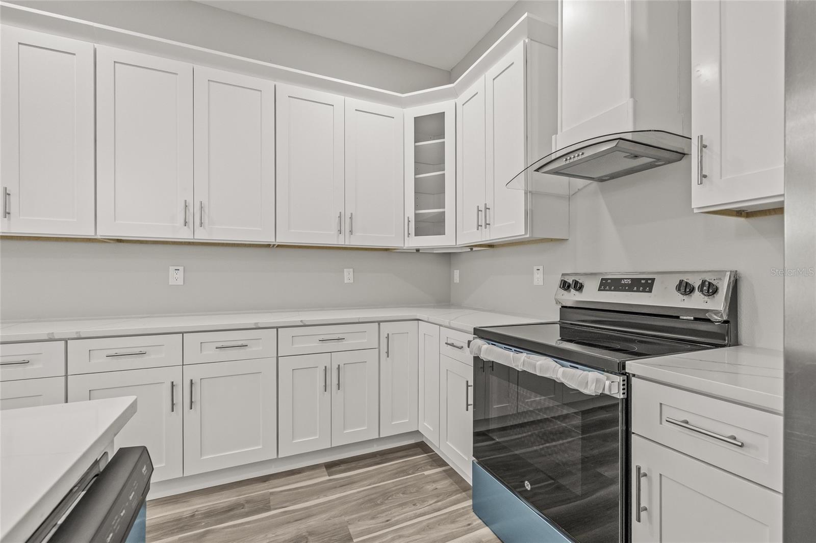 Image 10 of 39 For 12308 Pittsfield Avenue