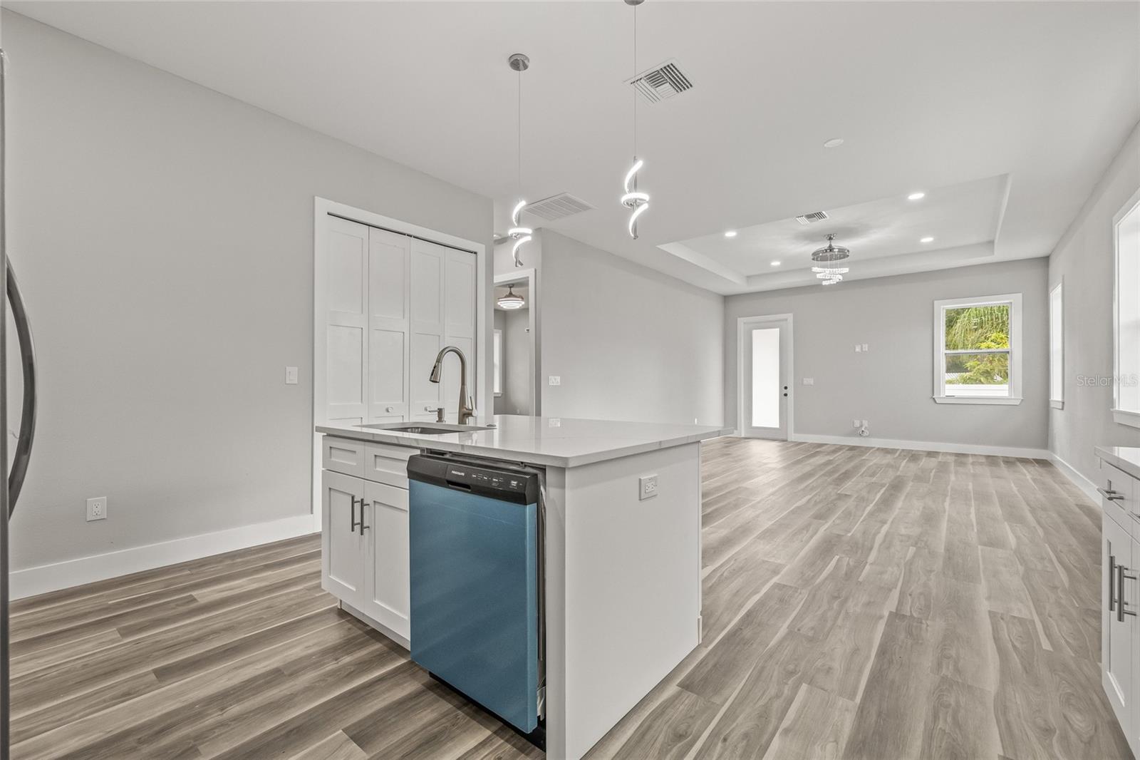 Image 11 of 39 For 12308 Pittsfield Avenue