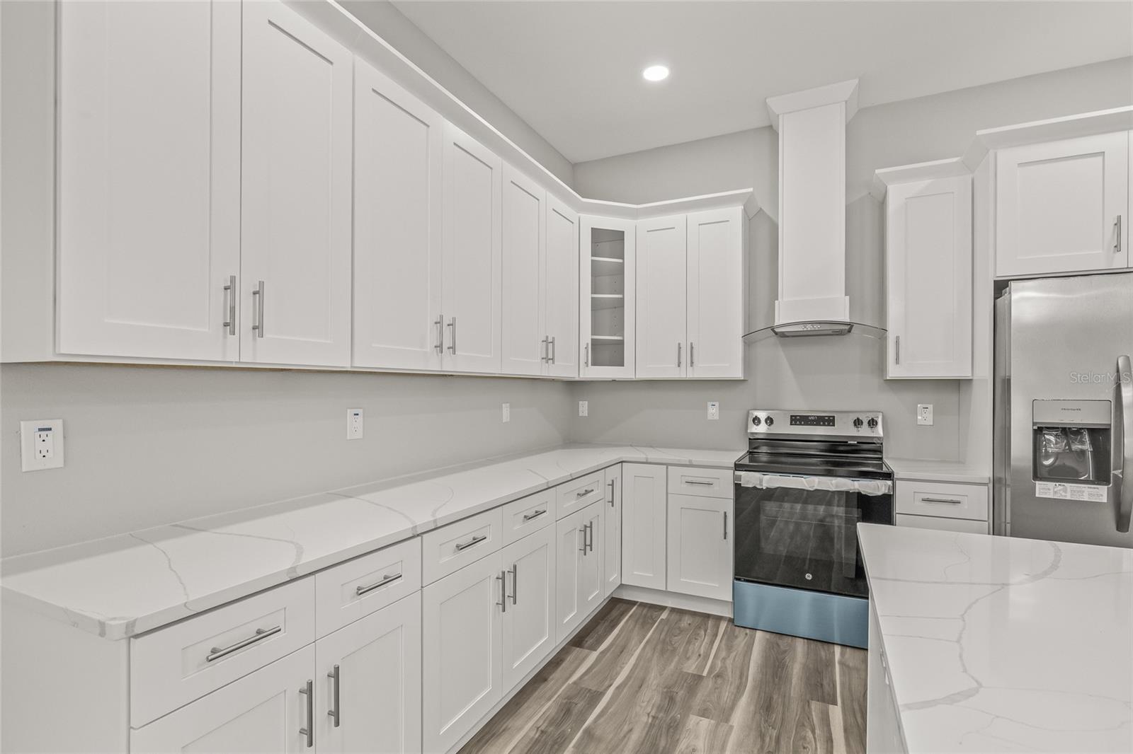 Image 13 of 39 For 12308 Pittsfield Avenue