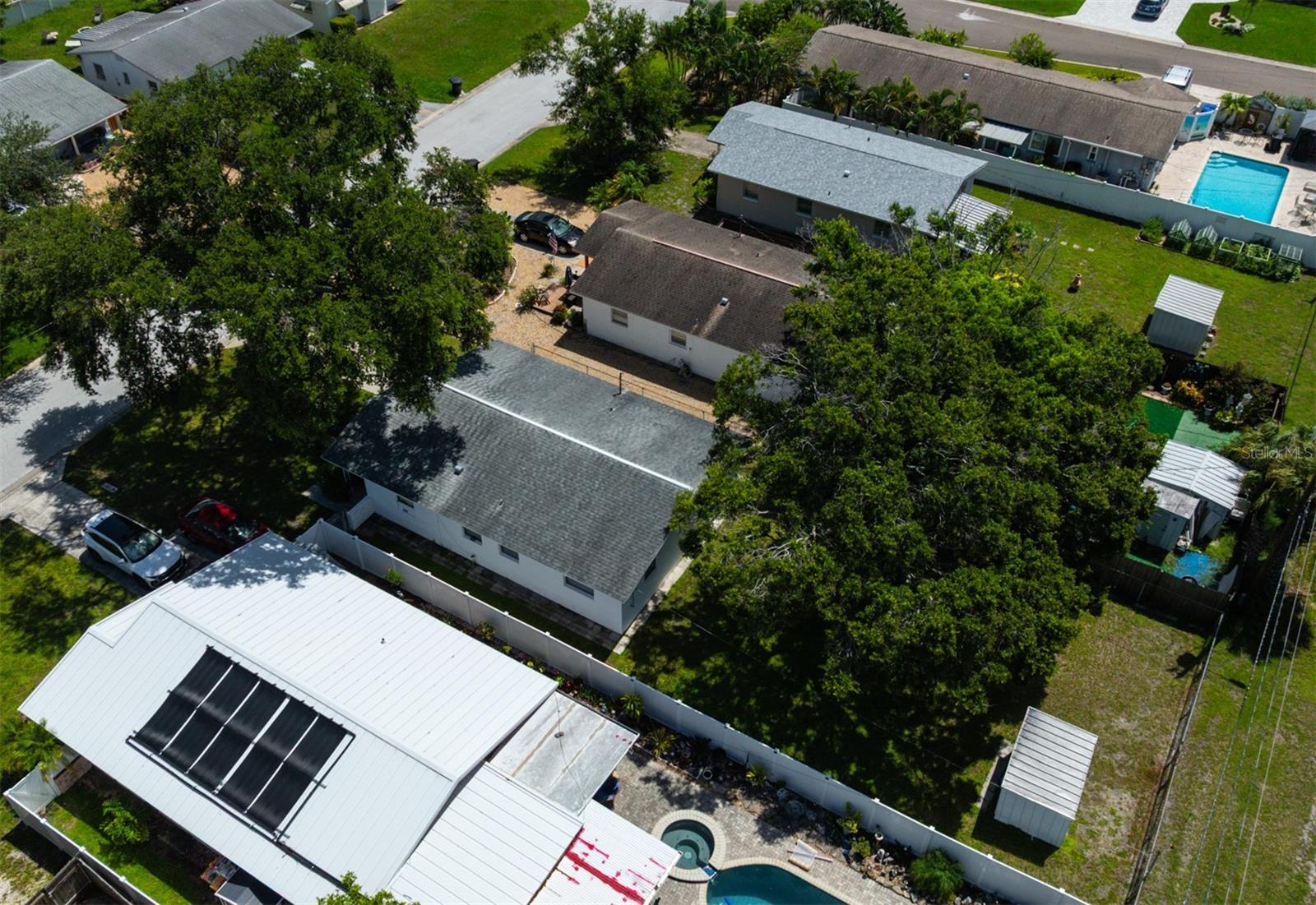 Image 17 of 41 For 5628 17th Avenue N