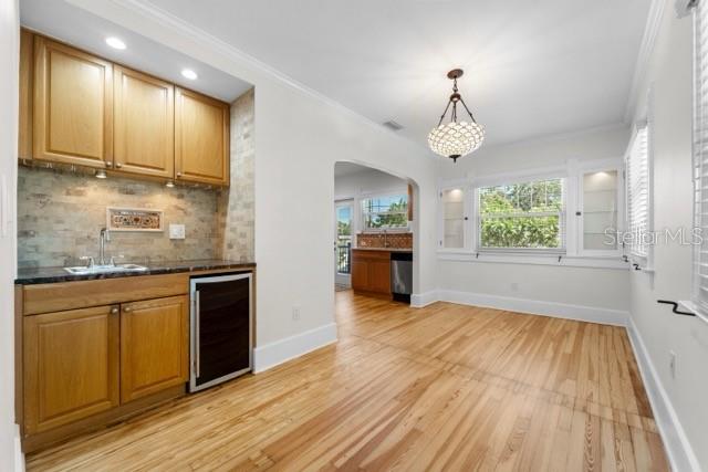 Image 10 of 31 For 861 20th Avenue N A