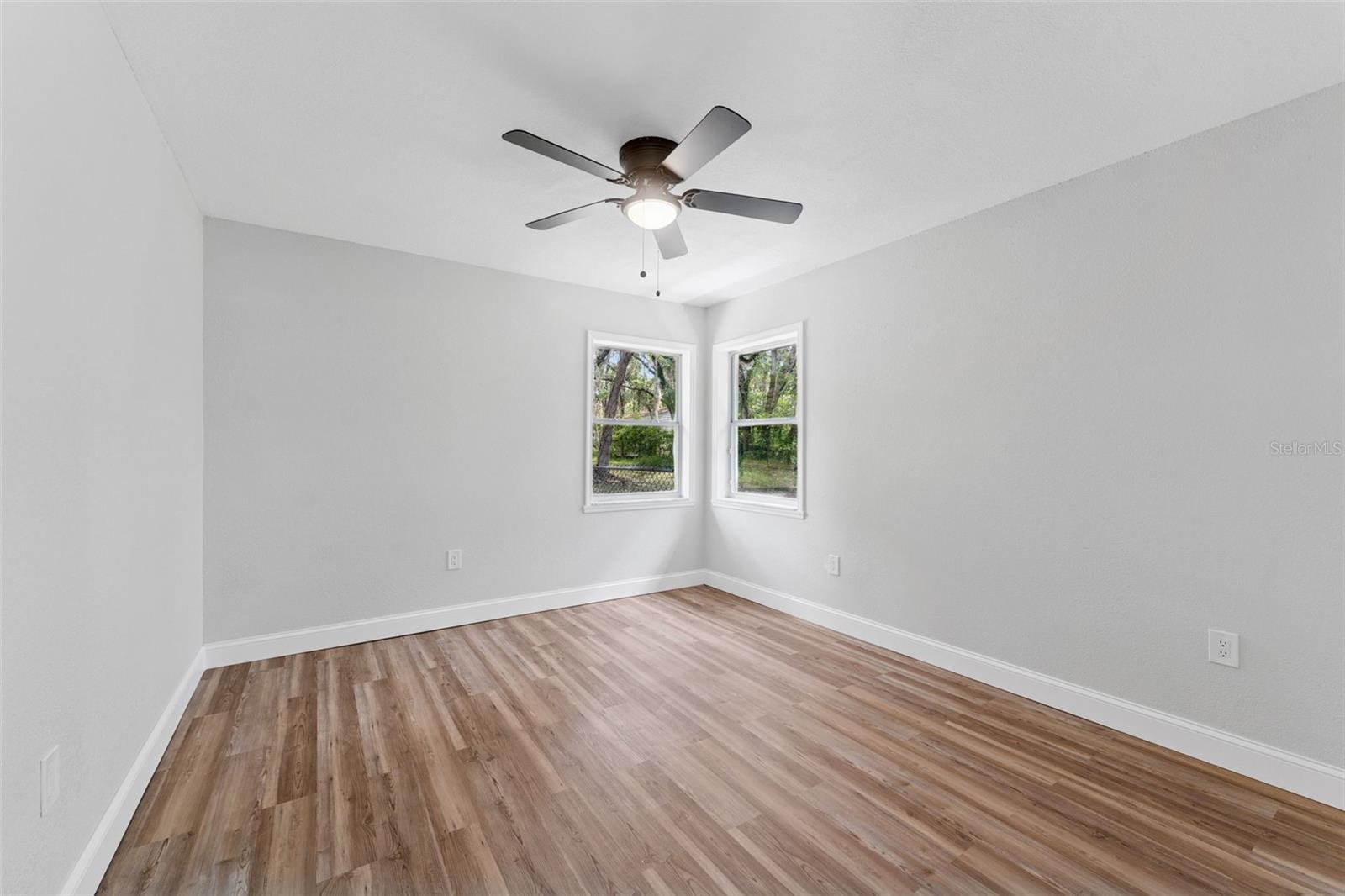 Listing photo id 20 for 11463 Chalk Farm Road
