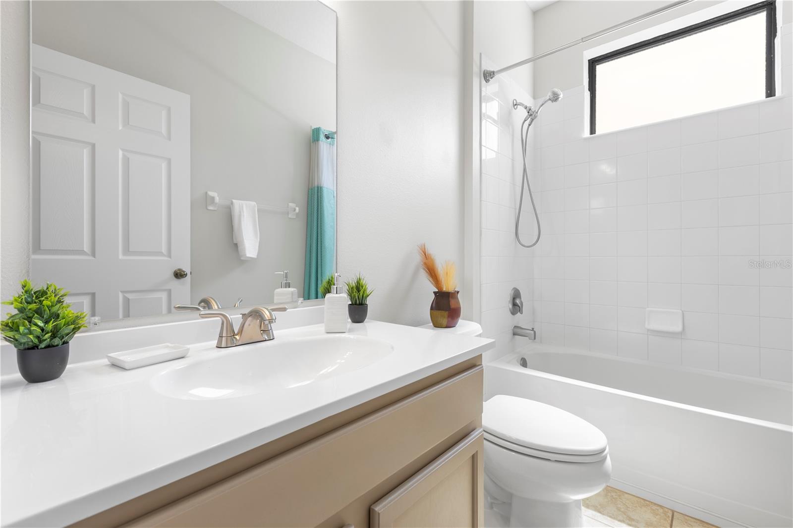 Image 40 of 58 For 8437 White Poplar Drive