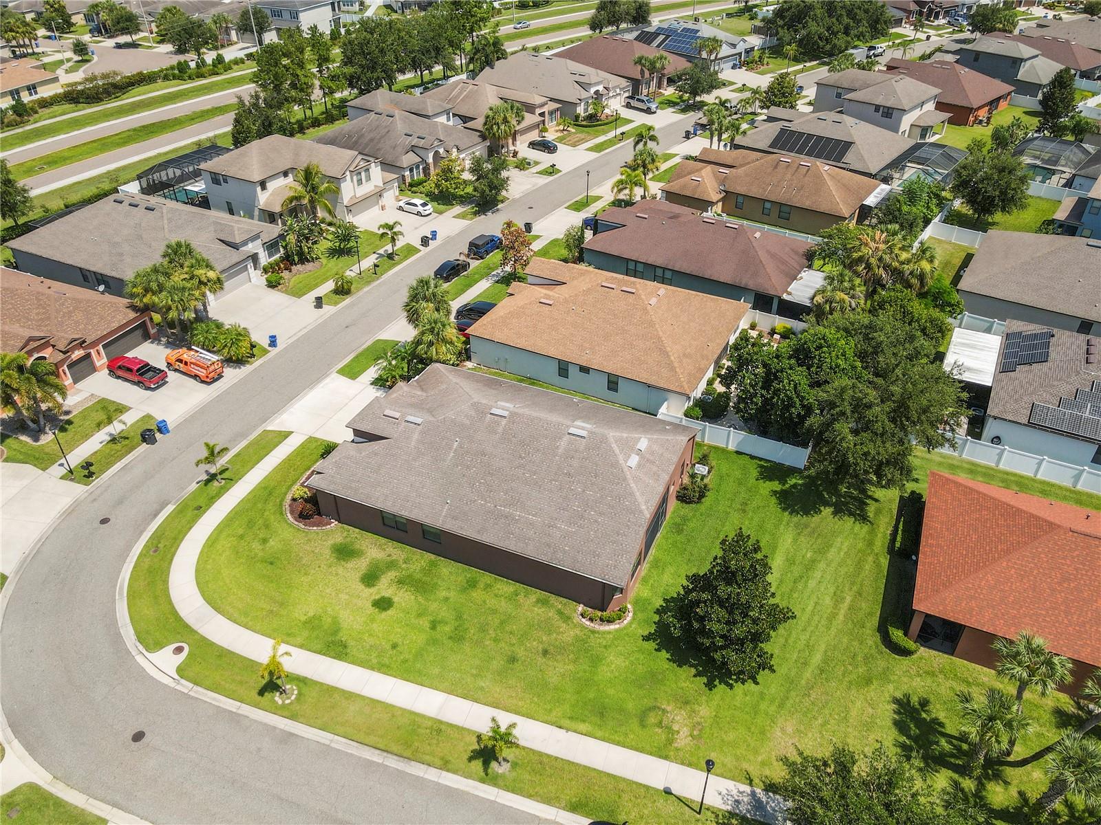 Image 51 of 58 For 8437 White Poplar Drive