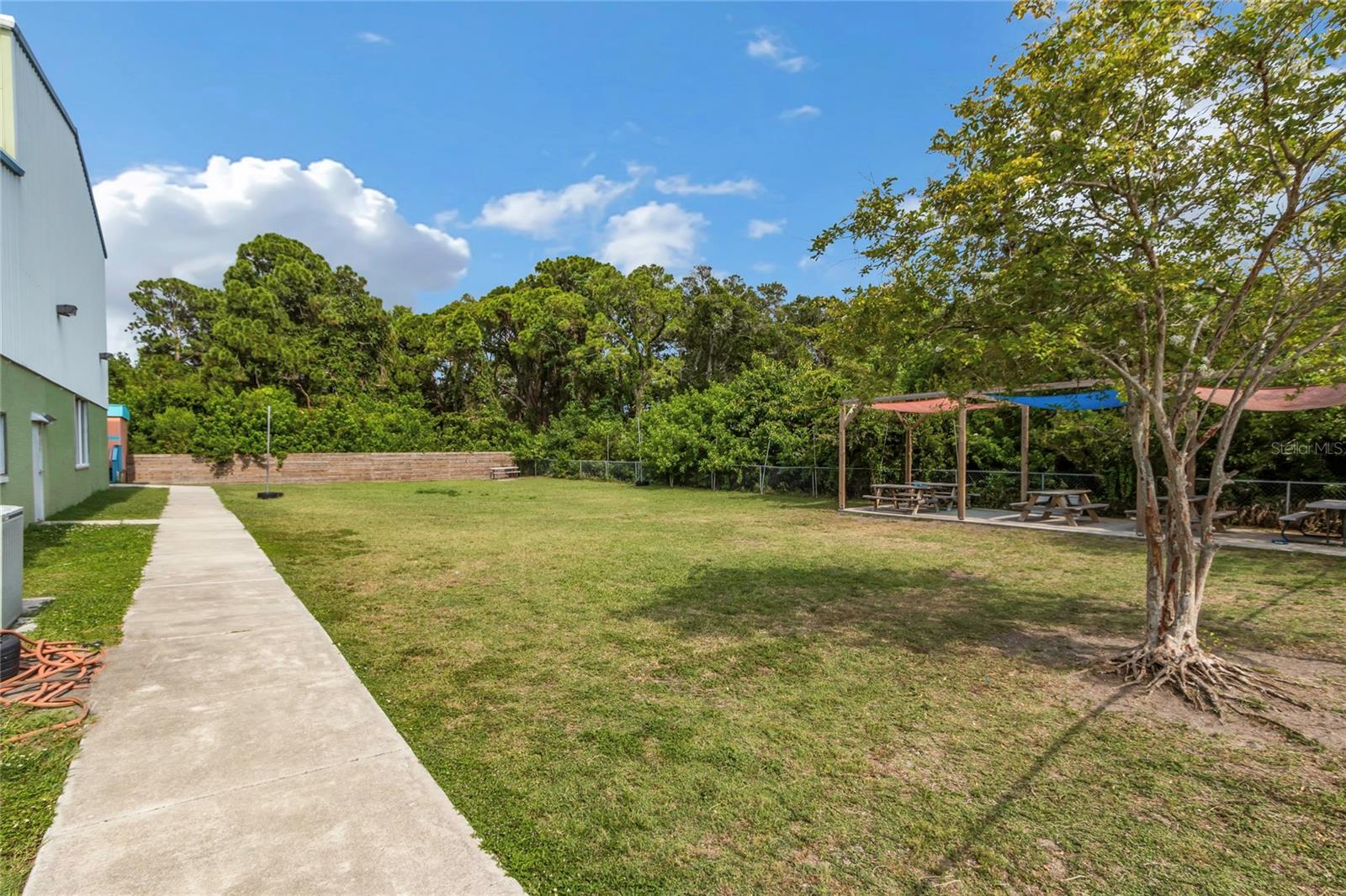 Image 6 of 10 For 7633 131st Street