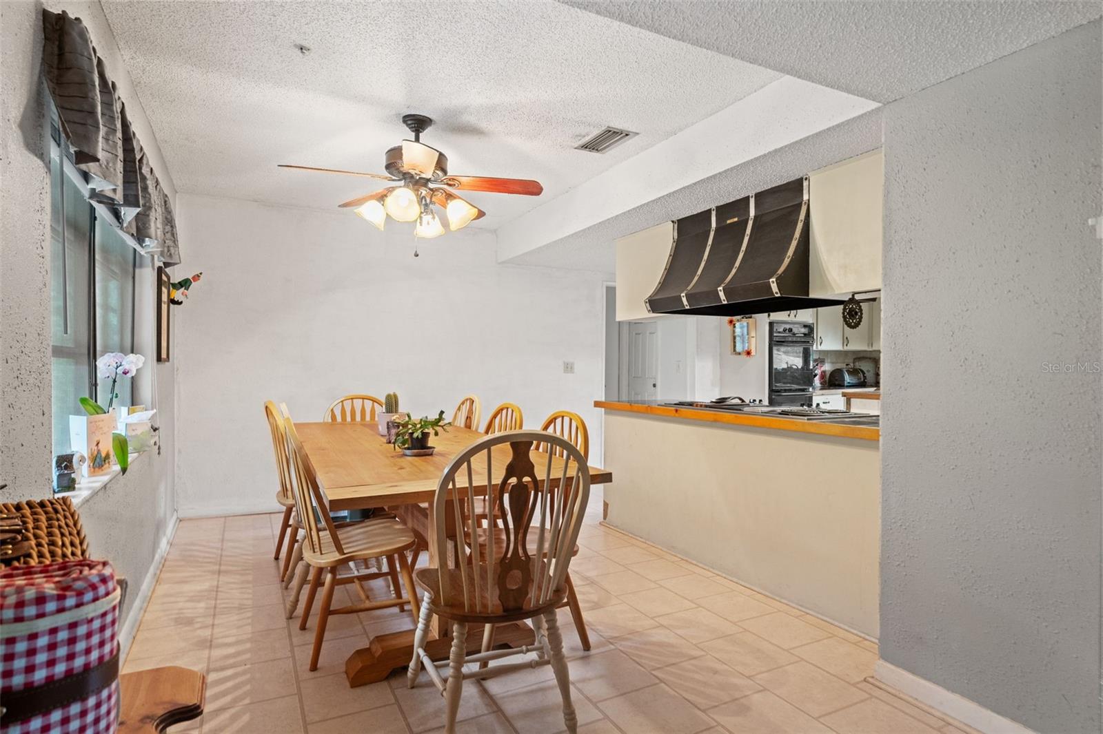 Image 18 of 66 For 4063 Baseball Pond Road