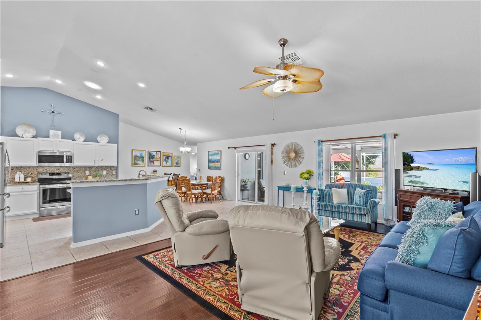 Image 16 of 88 For 13039 Centennial Street