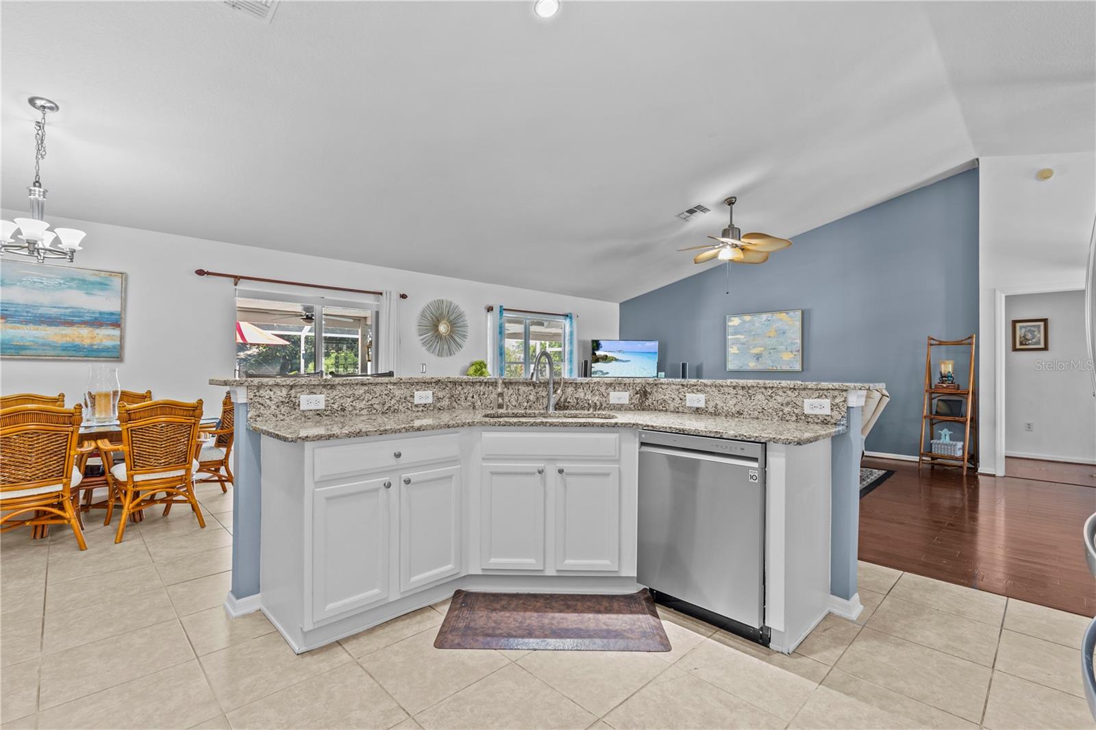 Image 29 of 88 For 13039 Centennial Street