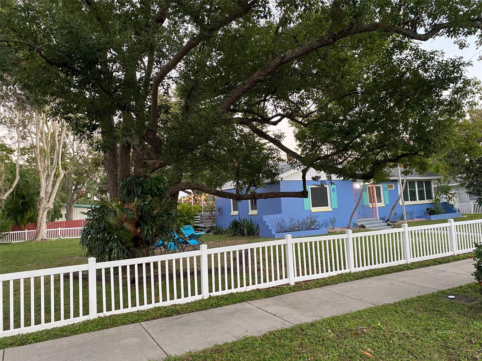 Image 6 of 41 For 2800 Tifton Street S