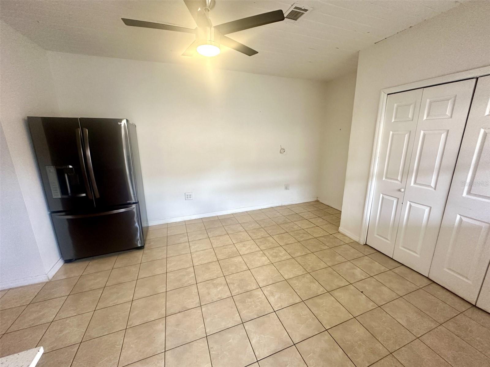 Image 5 of 13 For 2916 Clifton Street