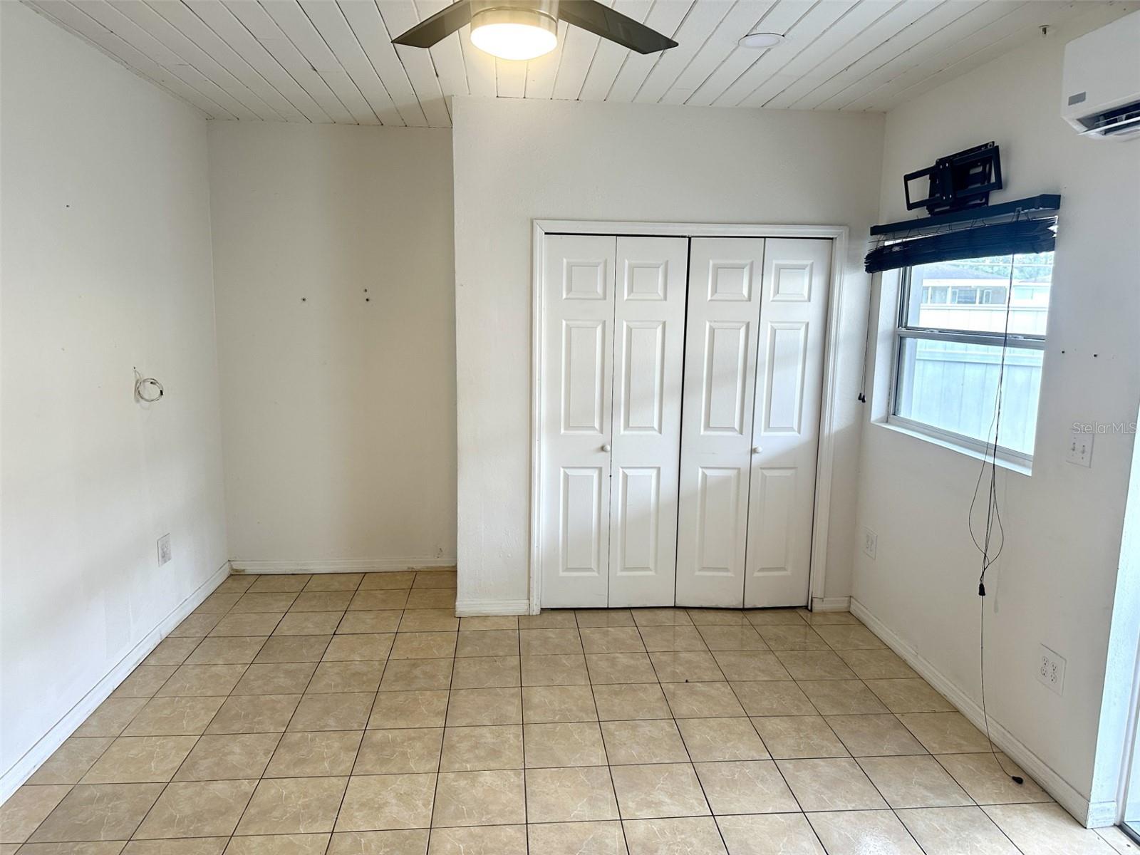 Image 9 of 13 For 2916 Clifton Street