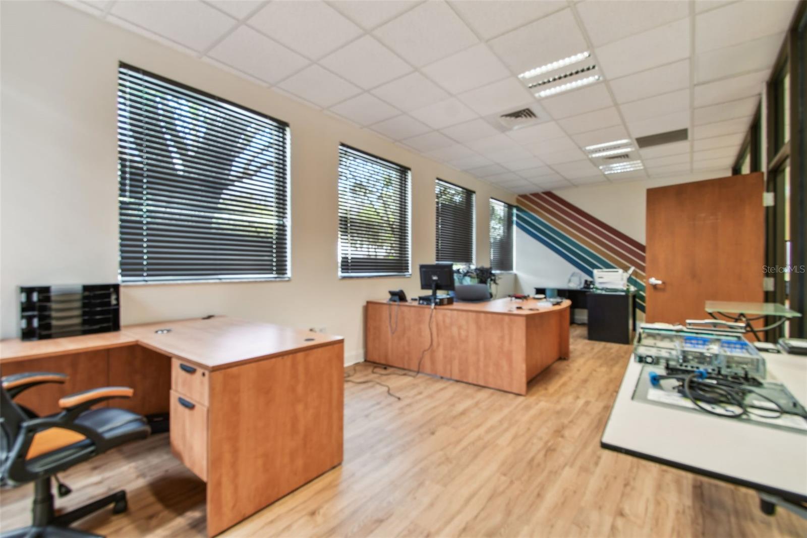 Image 21 of 92 For 10901 Danka Way N