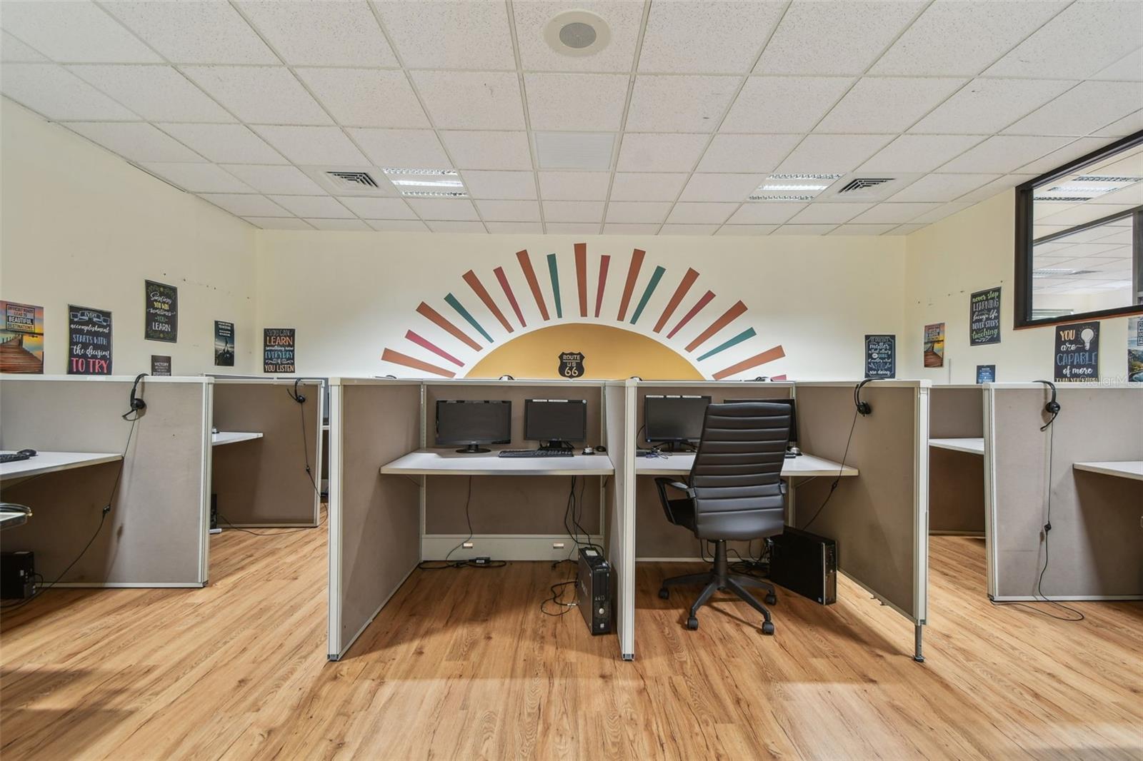 Image 24 of 92 For 10901 Danka Way N