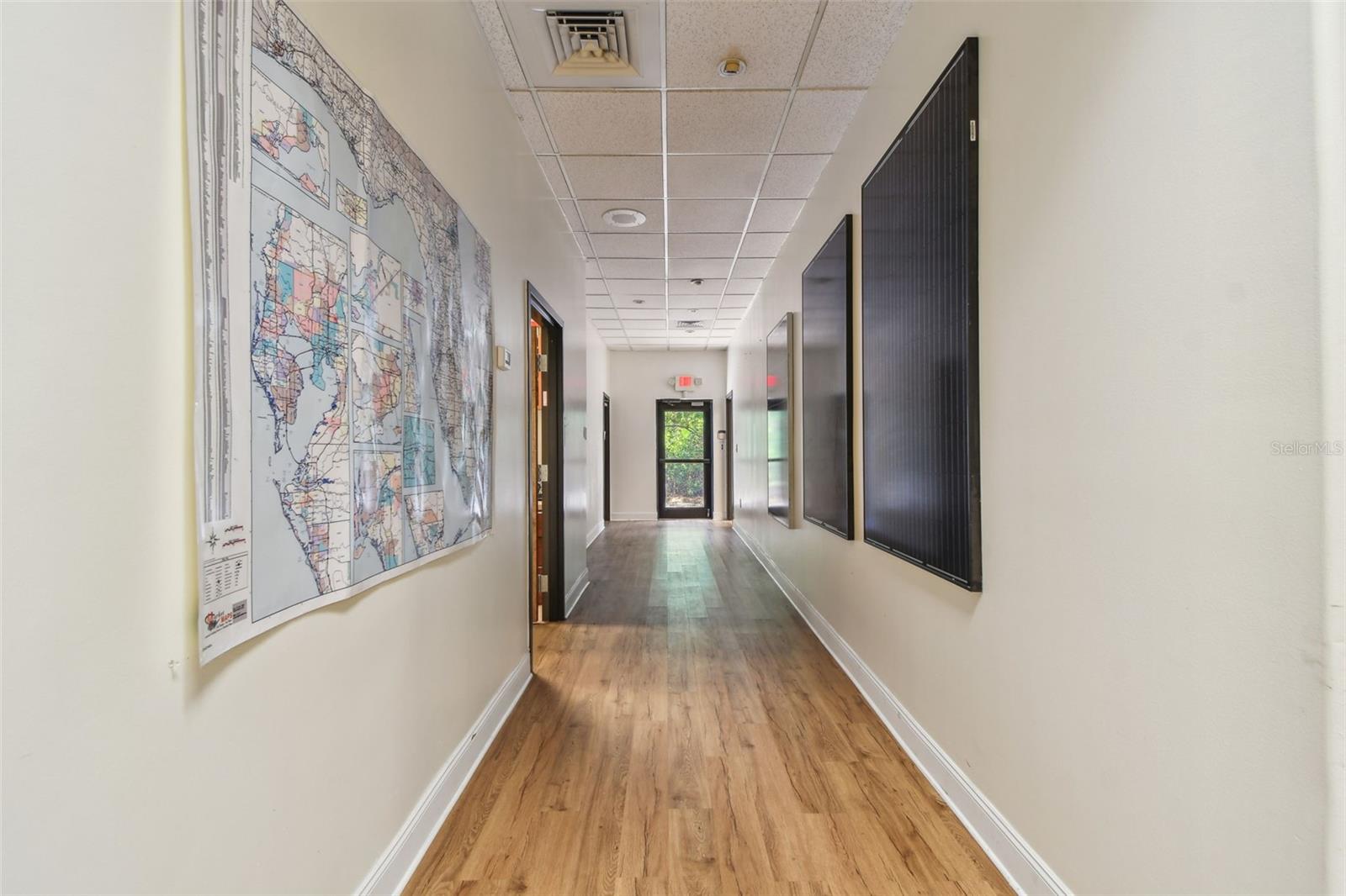 Image 29 of 92 For 10901 Danka Way N