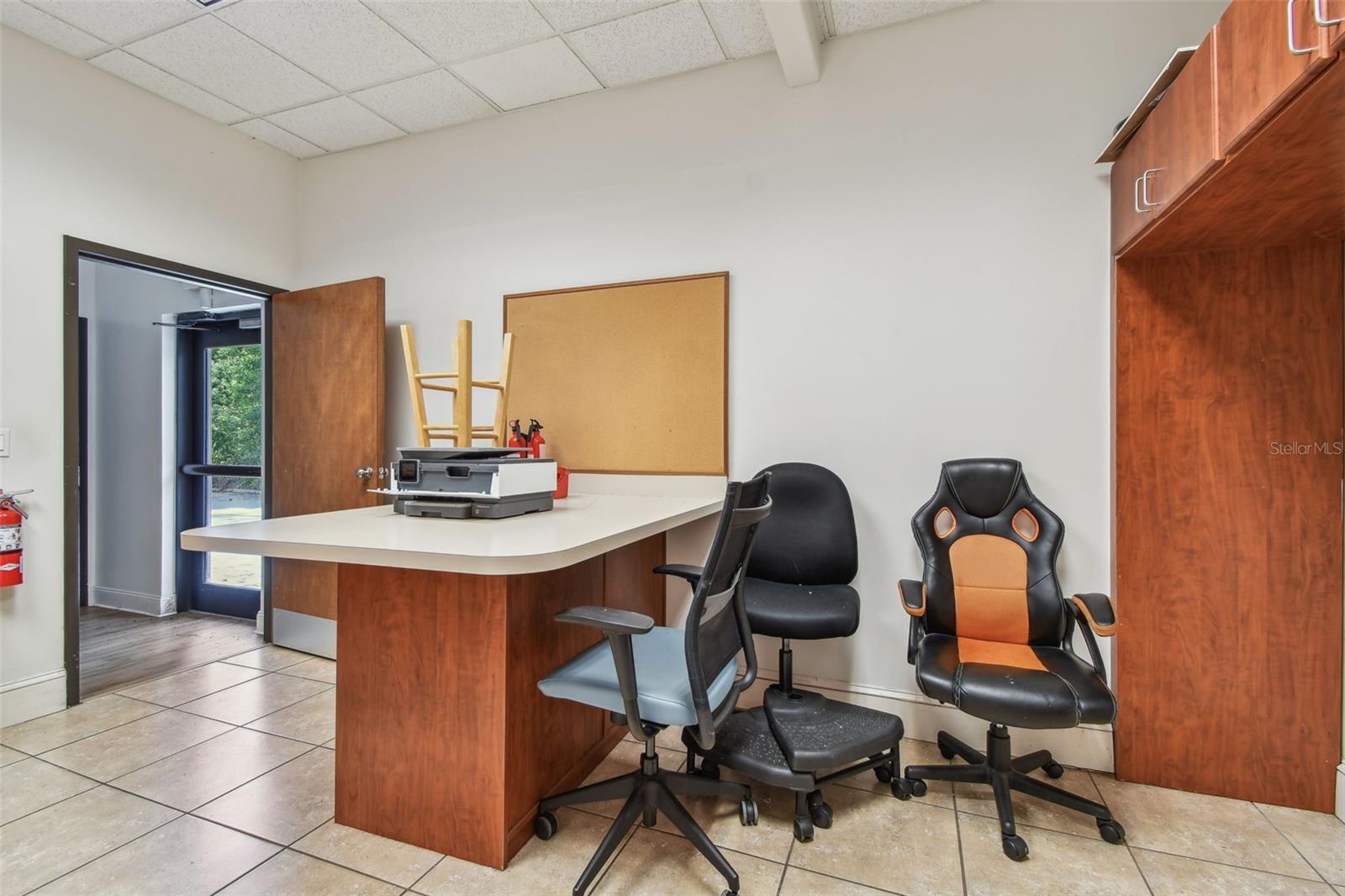 Image 33 of 92 For 10901 Danka Way N