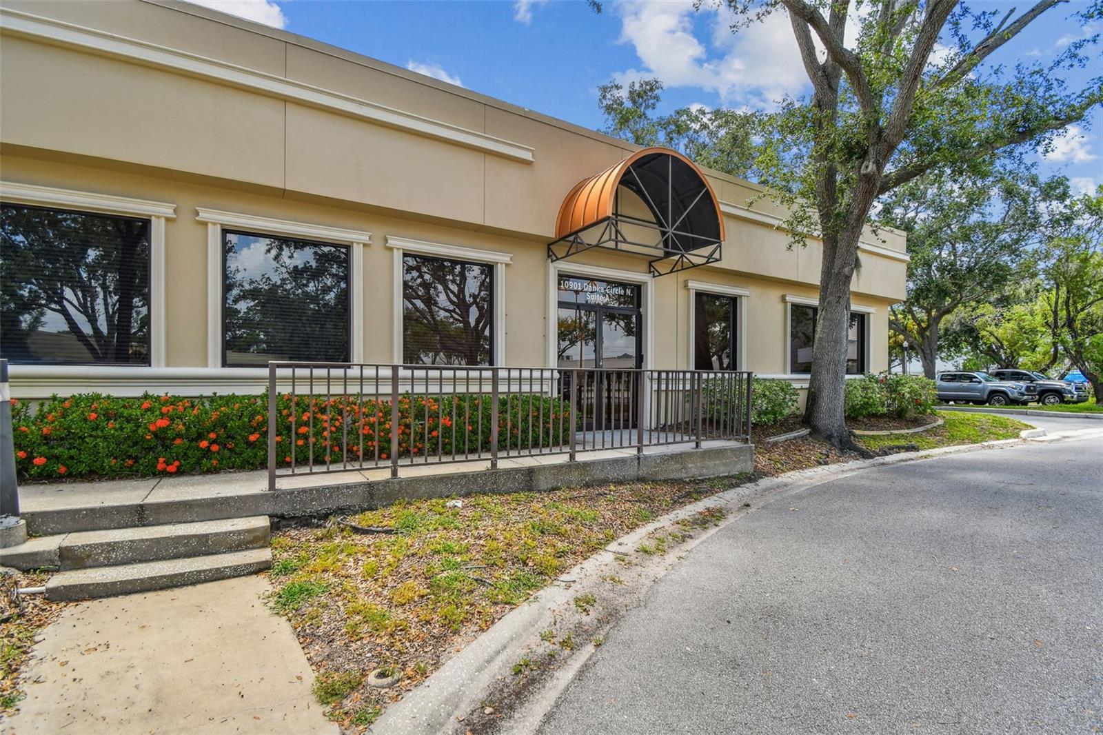 Image 4 of 92 For 10901 Danka Way N