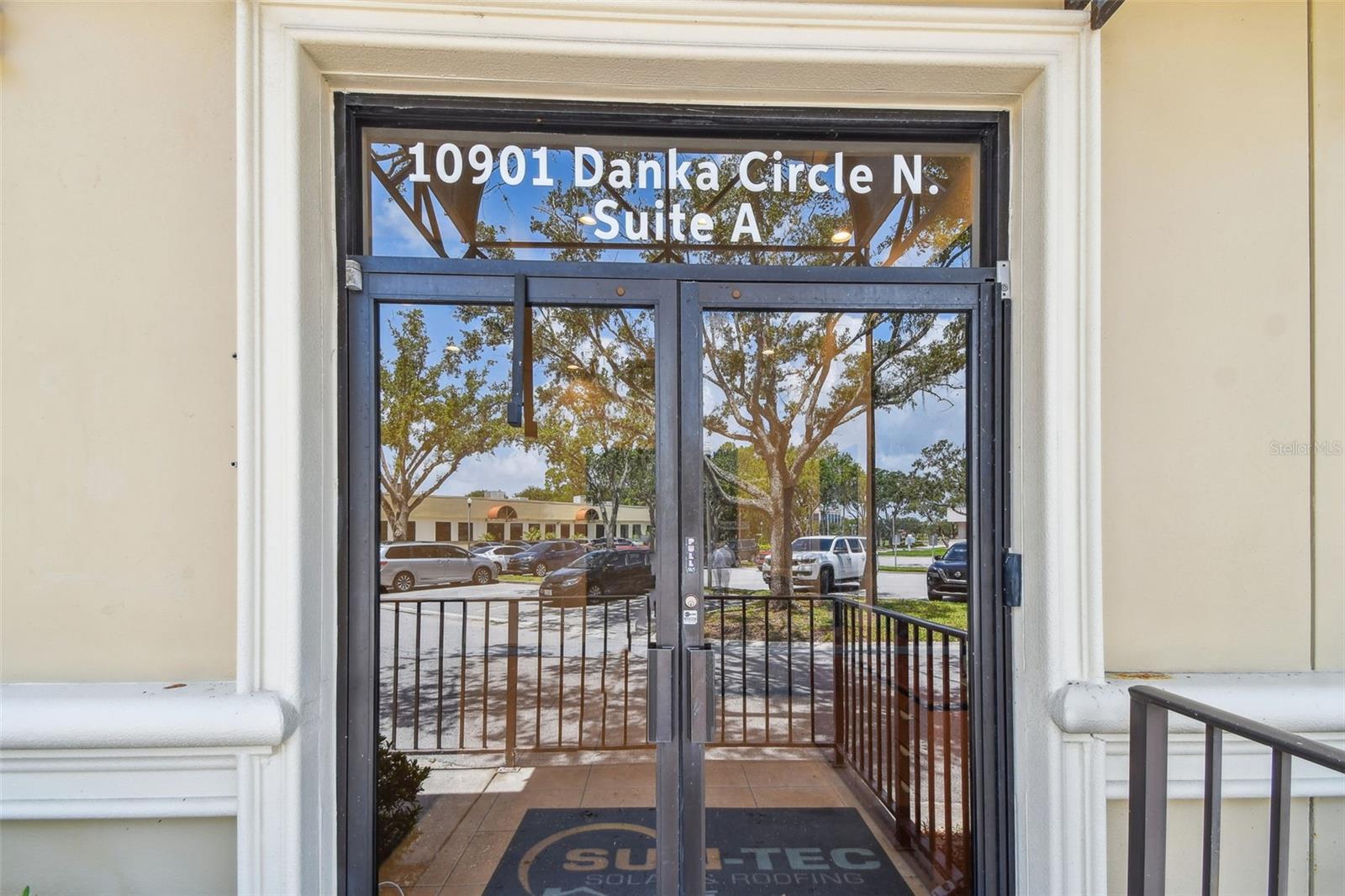 Image 5 of 92 For 10901 Danka Way N