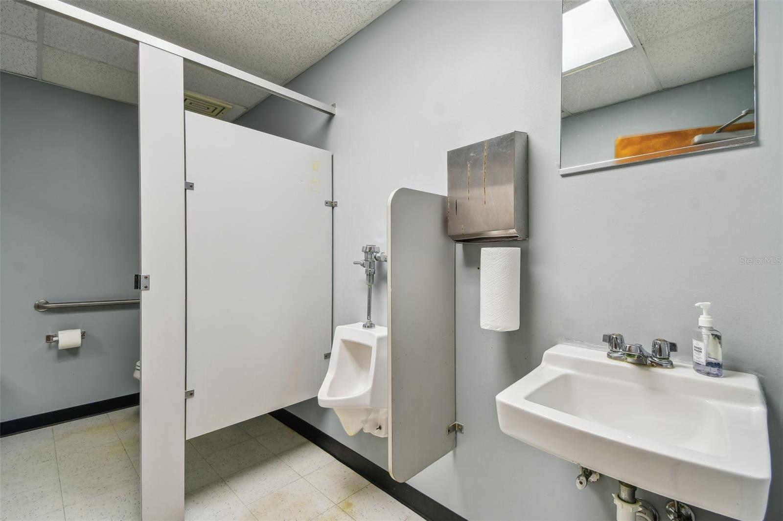Image 66 of 92 For 10901 Danka Way N