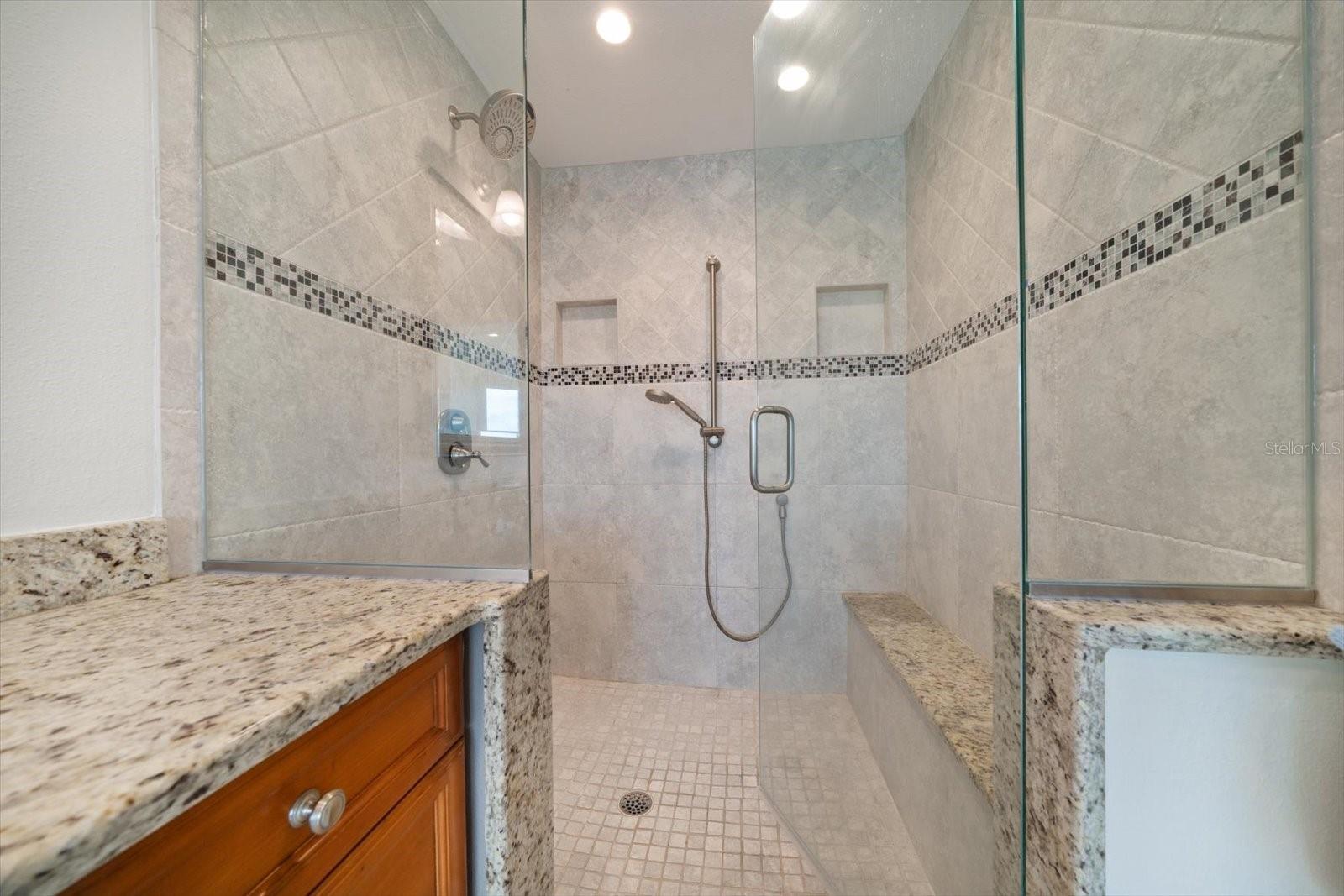Image 36 of 64 For 119 Marina Del Rey Court