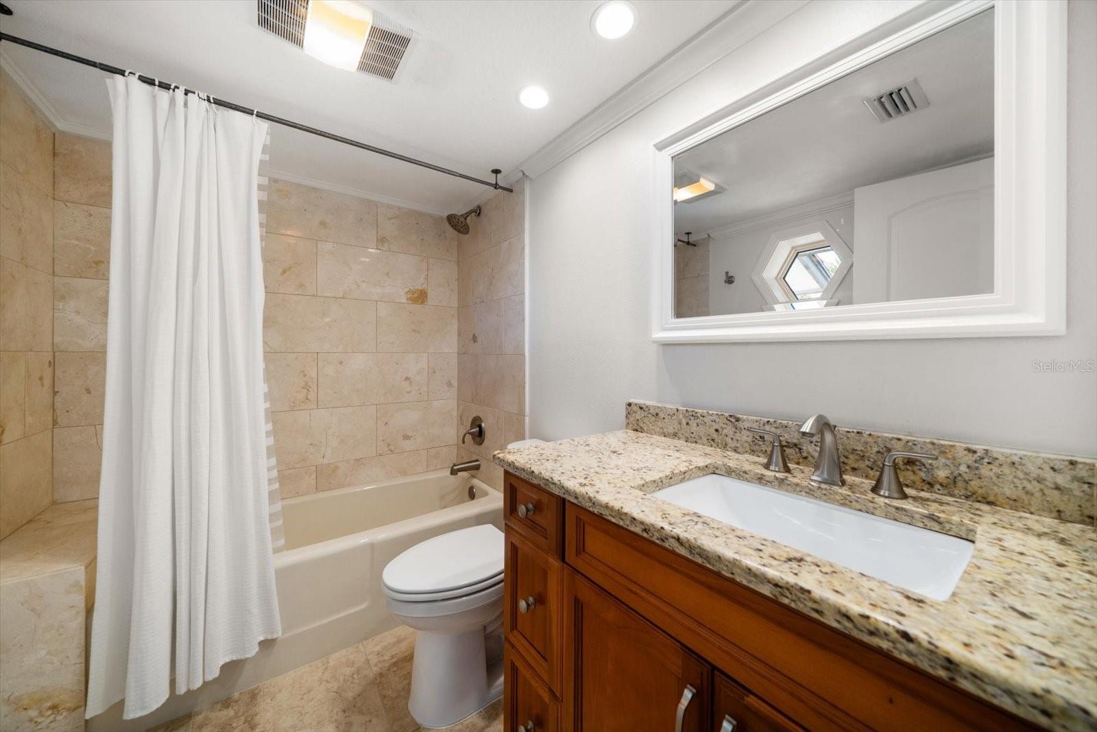 Image 44 of 64 For 119 Marina Del Rey Court