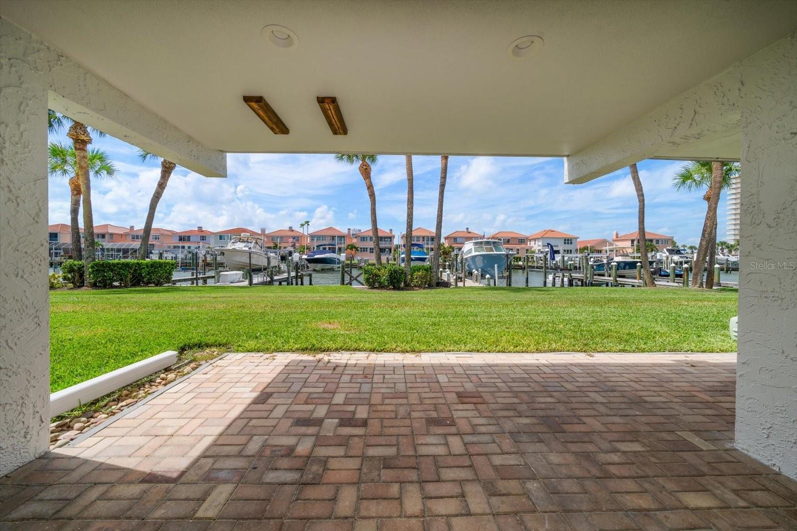 Image 52 of 64 For 119 Marina Del Rey Court
