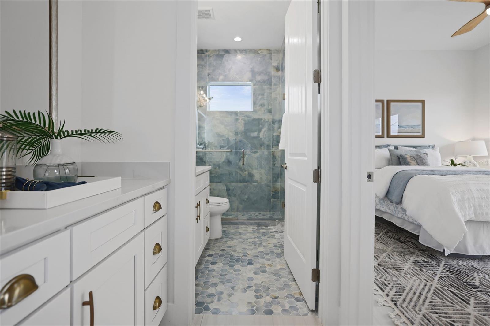 Listing photo id 20 for 326 129th Avenue E
