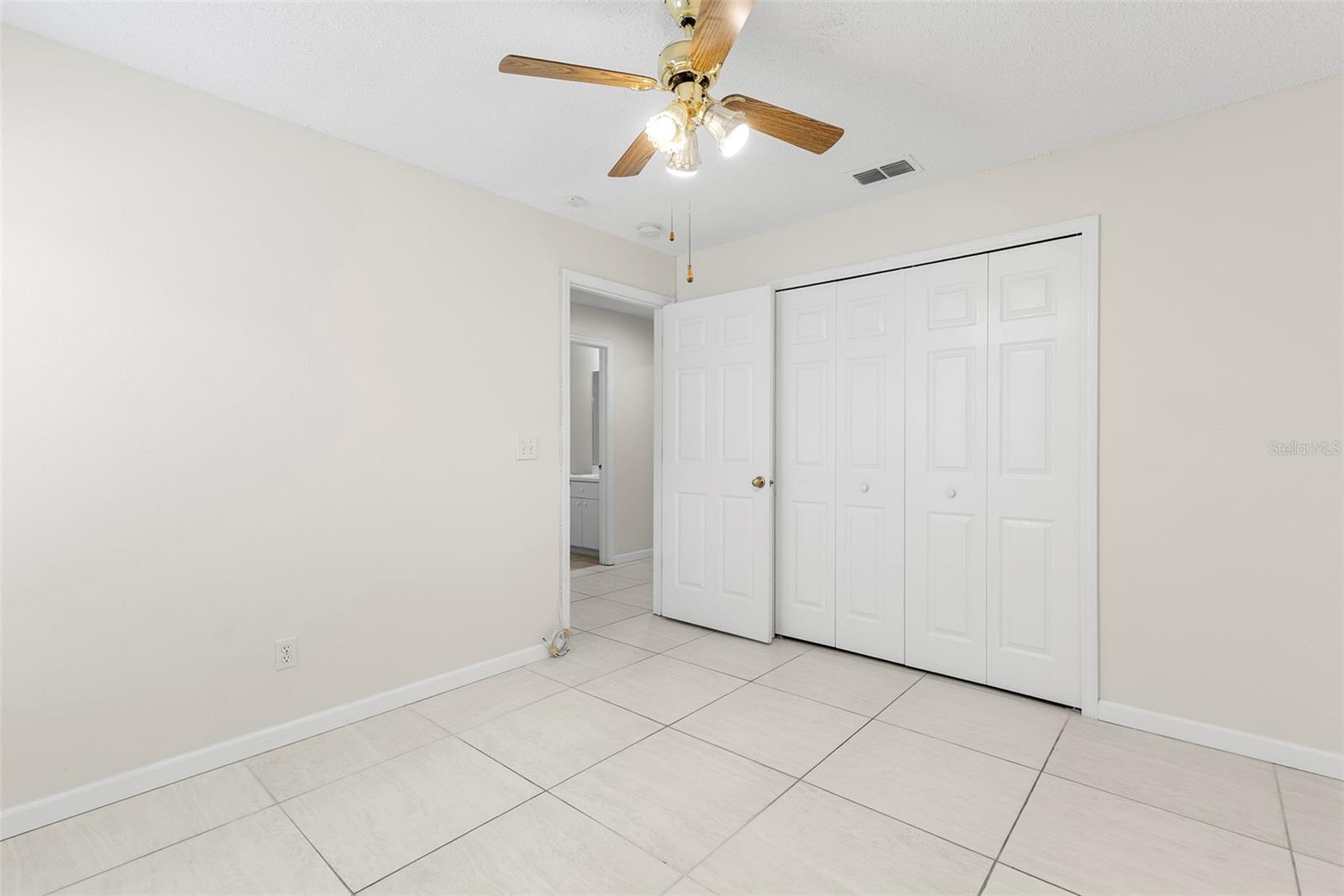 Image 22 of 26 For 5204 Creekmore Lane