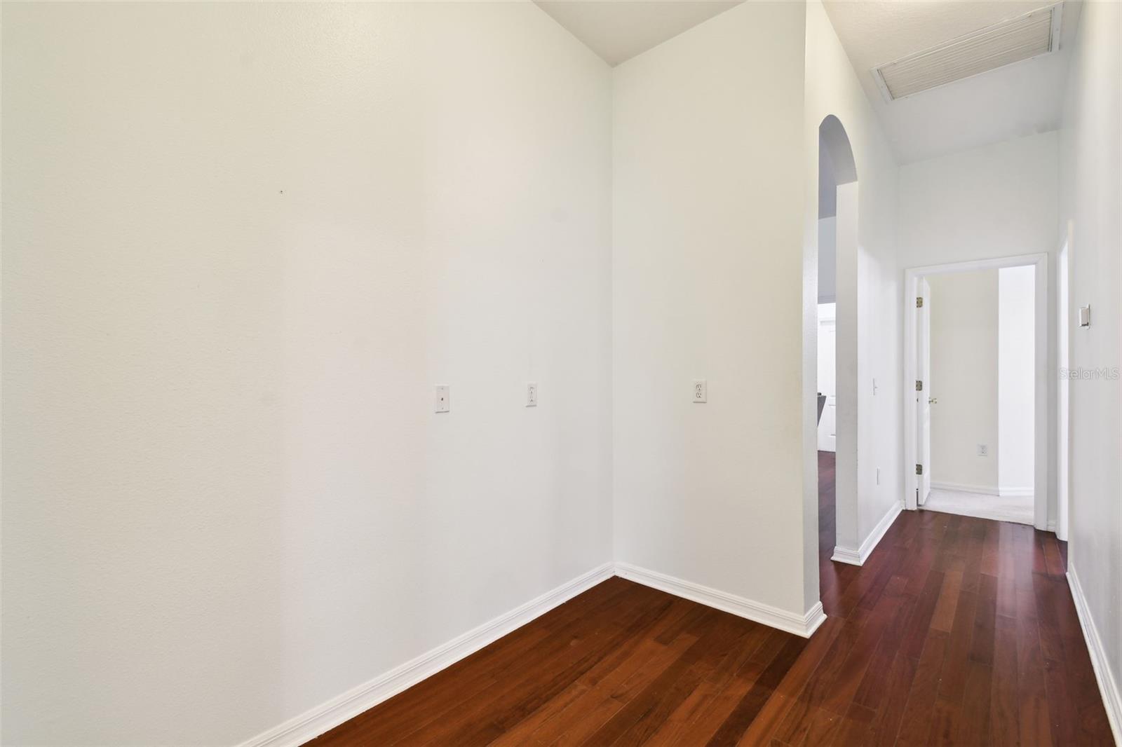 Image 33 of 65 For 19215 Meadow Pine Drive