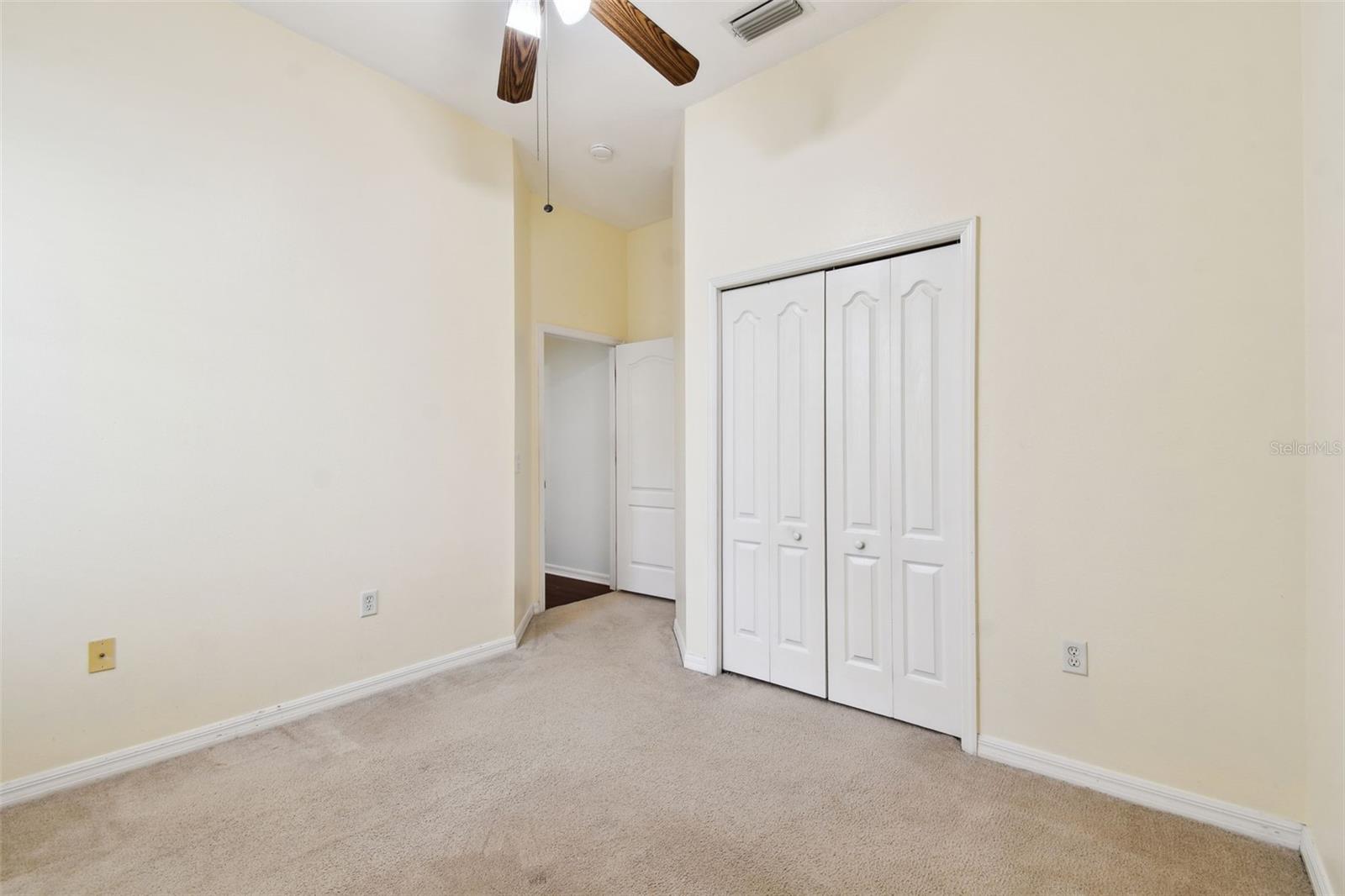 Image 35 of 65 For 19215 Meadow Pine Drive