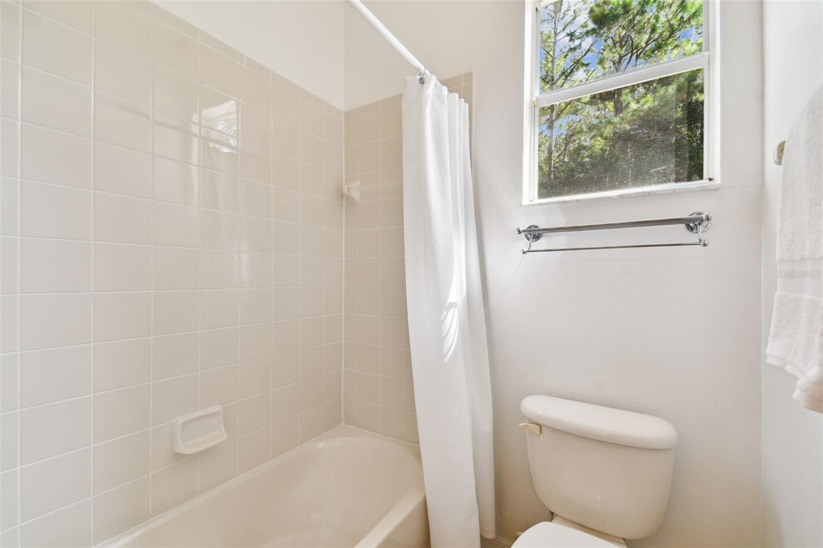 Image 36 of 65 For 19215 Meadow Pine Drive