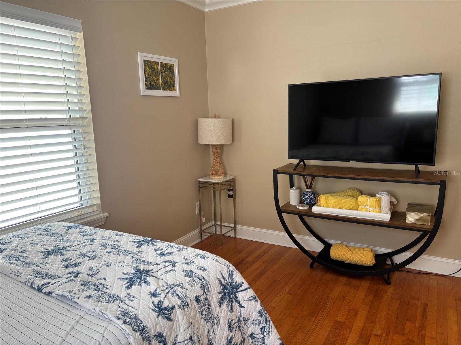 Image 14 of 77 For 910 Brightwaters Boulevard Ne