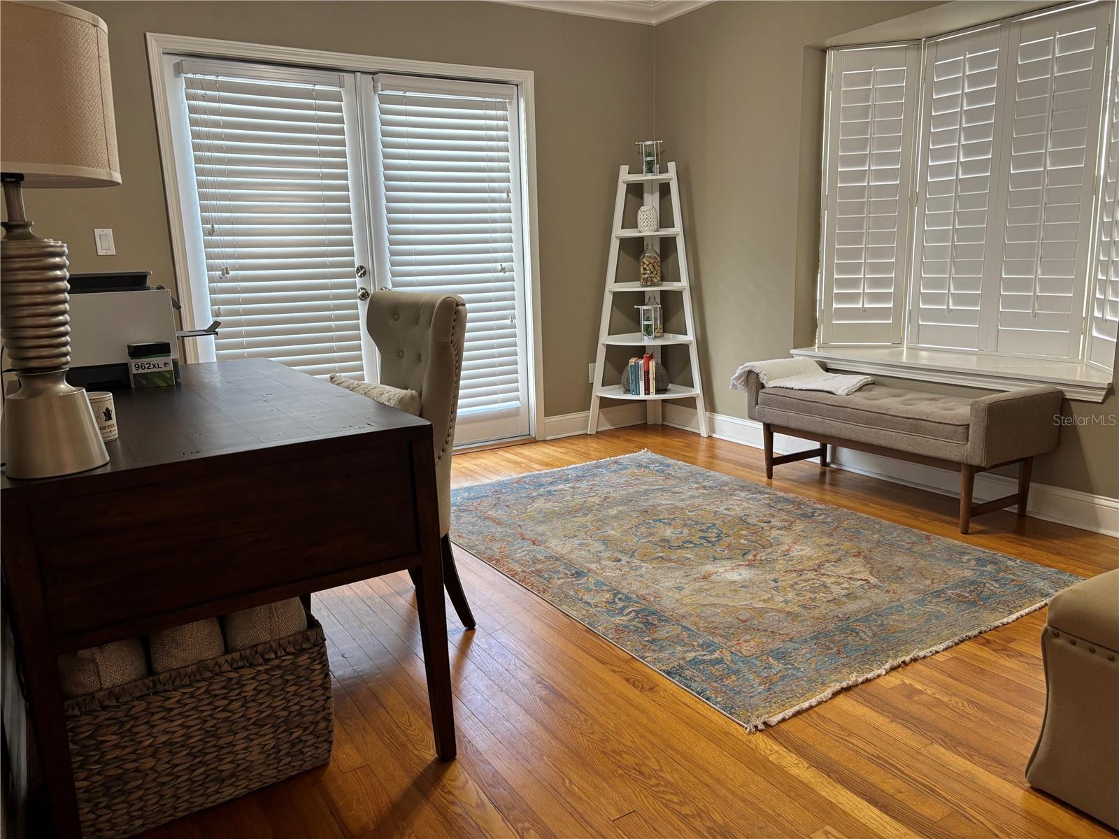 Image 27 of 77 For 910 Brightwaters Boulevard Ne