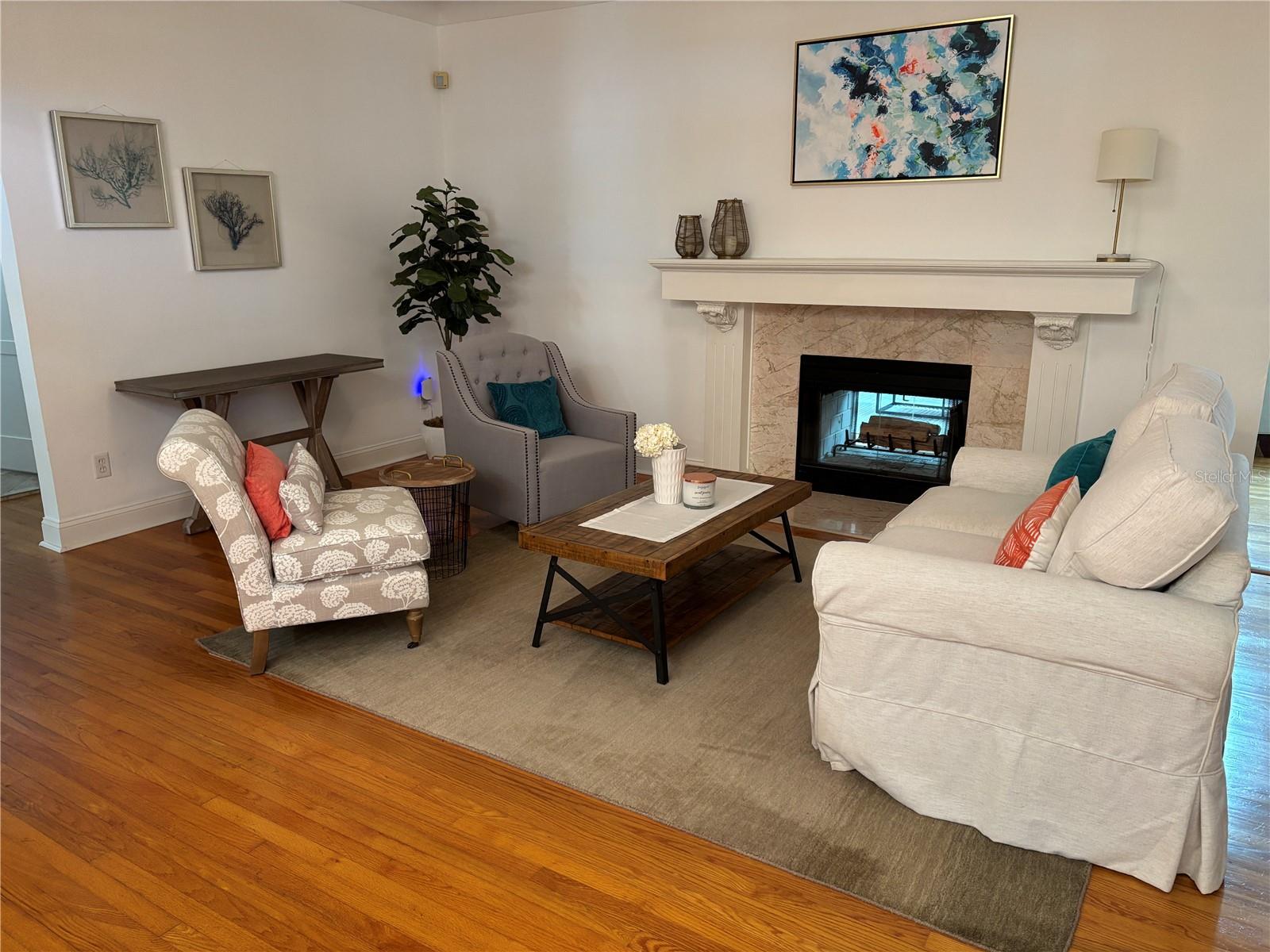 Image 5 of 77 For 910 Brightwaters Boulevard Ne