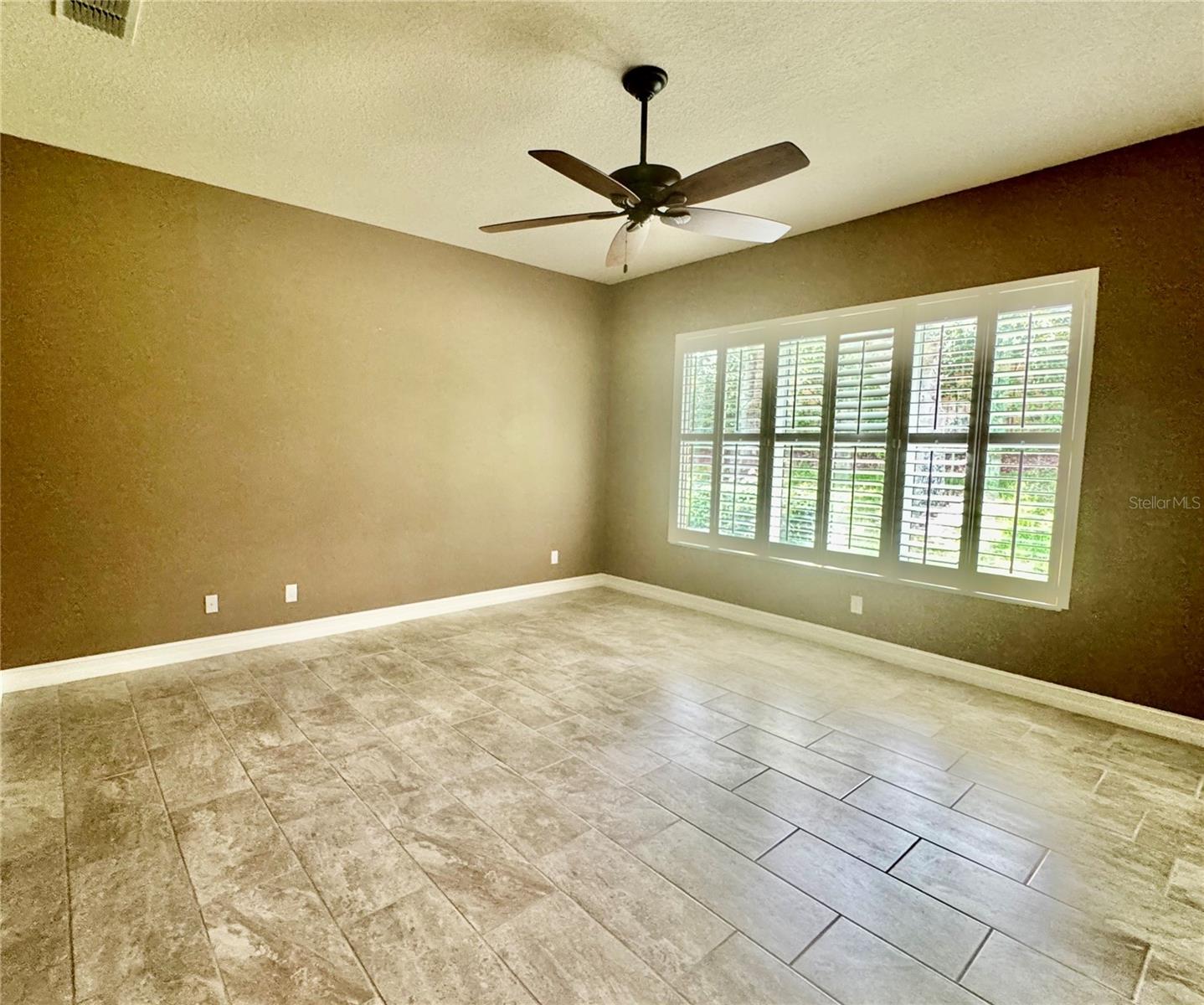 Image 11 of 43 For 15908 Cobble Mill Drive